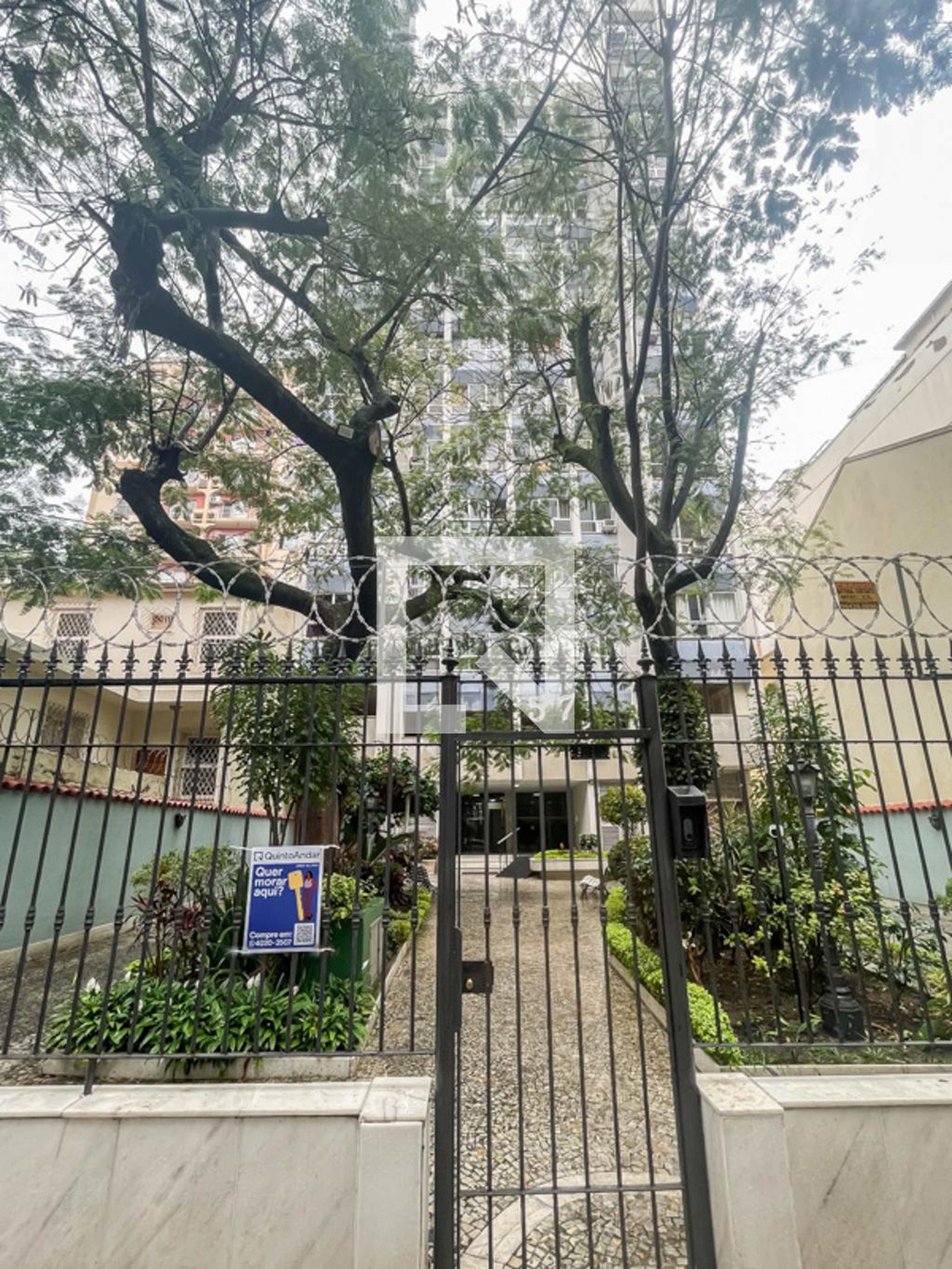 Fachada Condomínio Flamboyant Garden