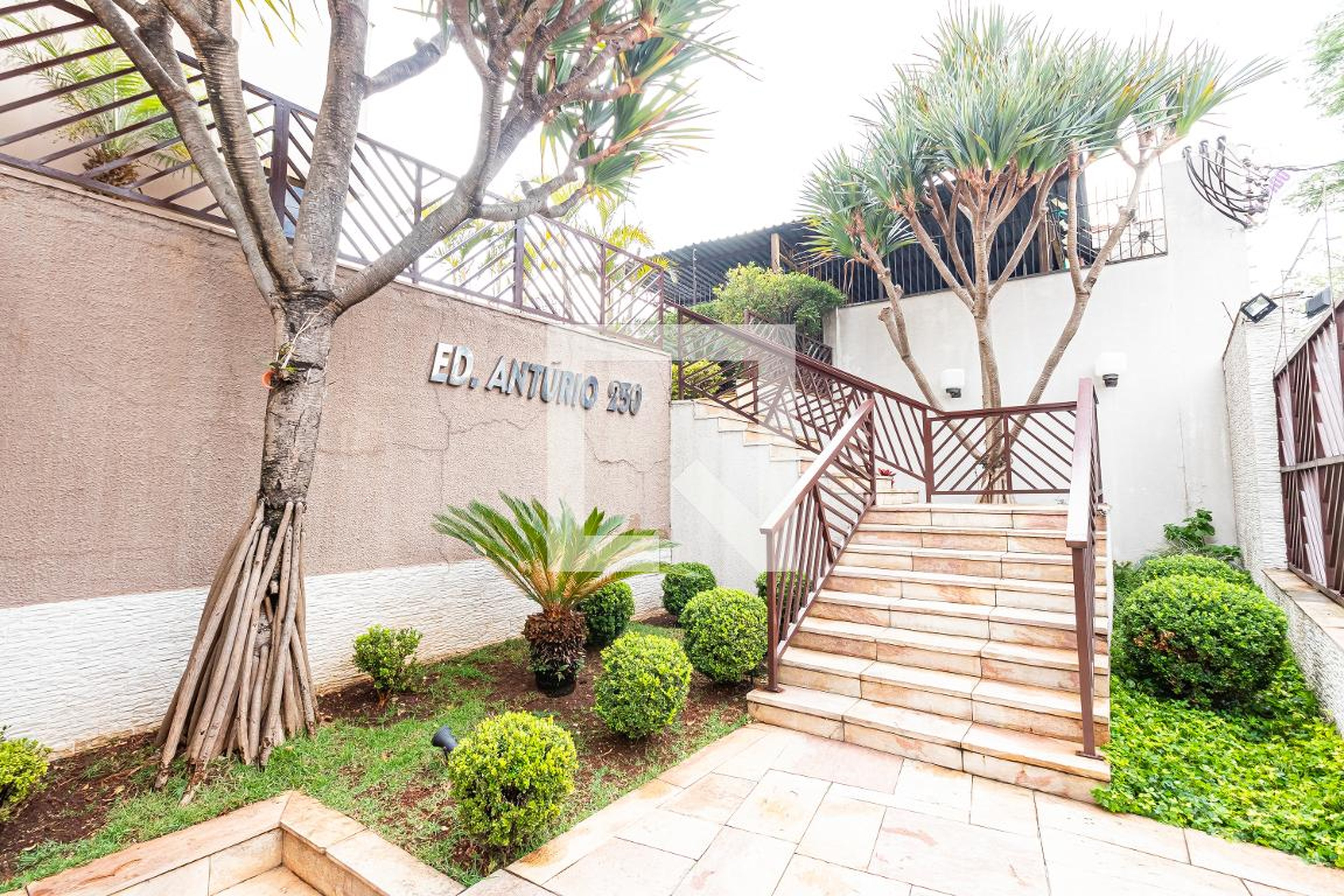 Entrada - Edifício Antúrio