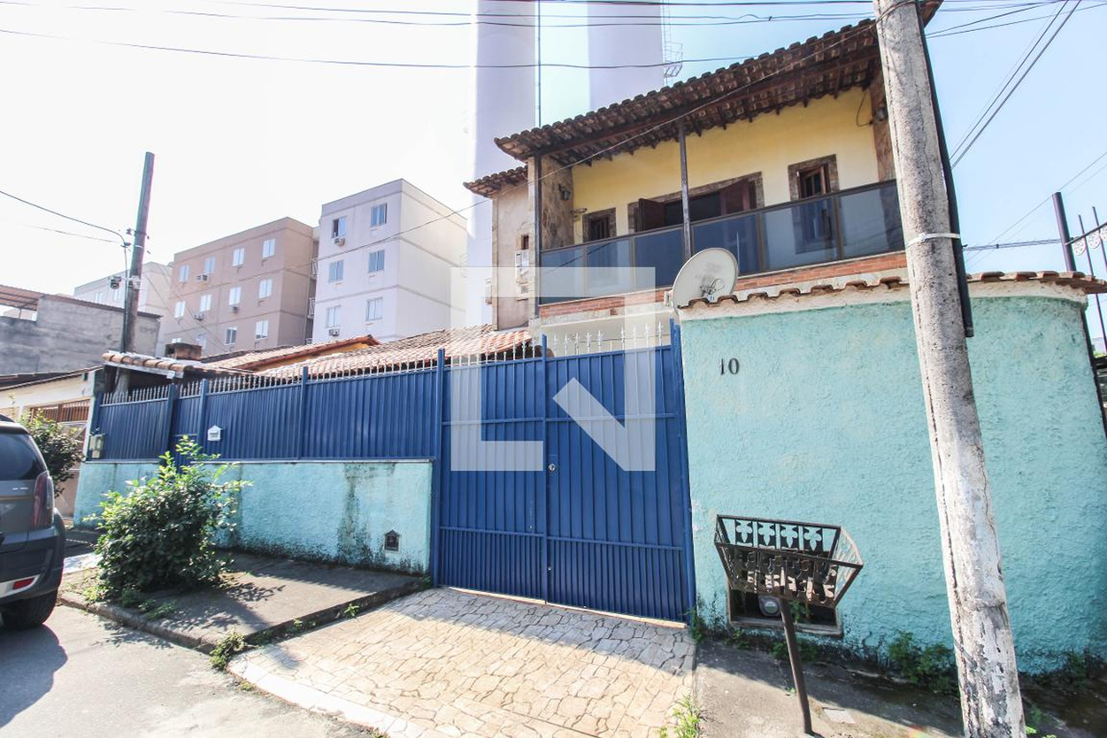Fachada Condomínio em Rua São Vicente, 10