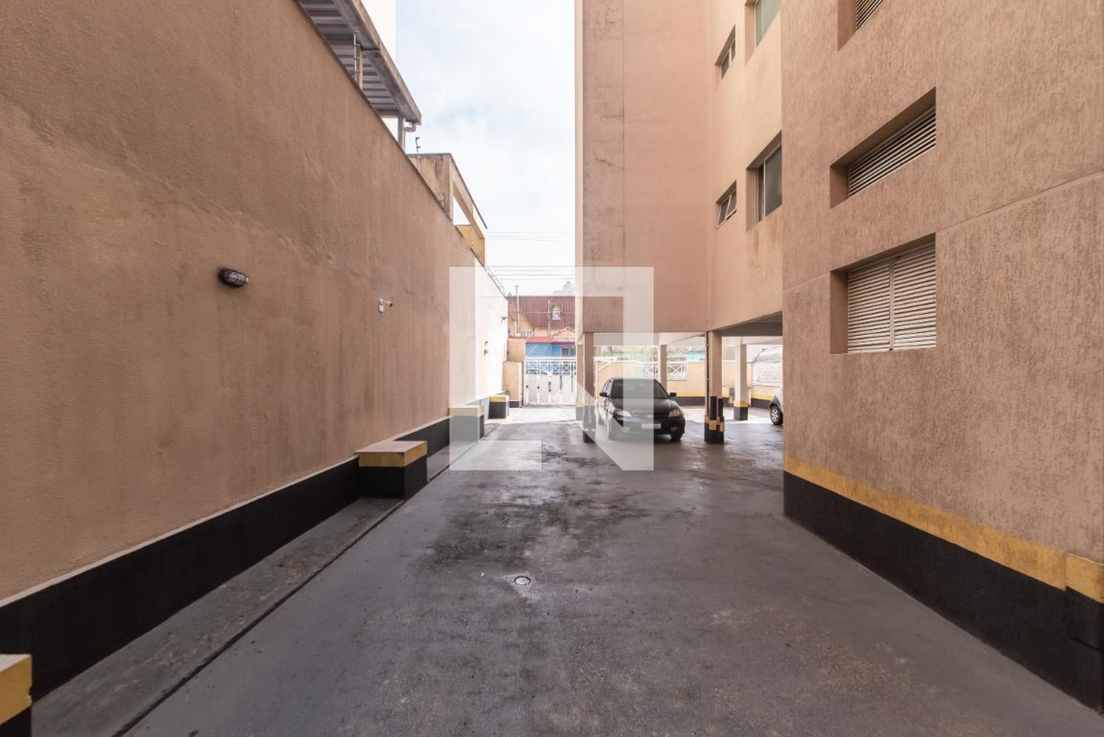 Estacionamento - Edifício Caliandra