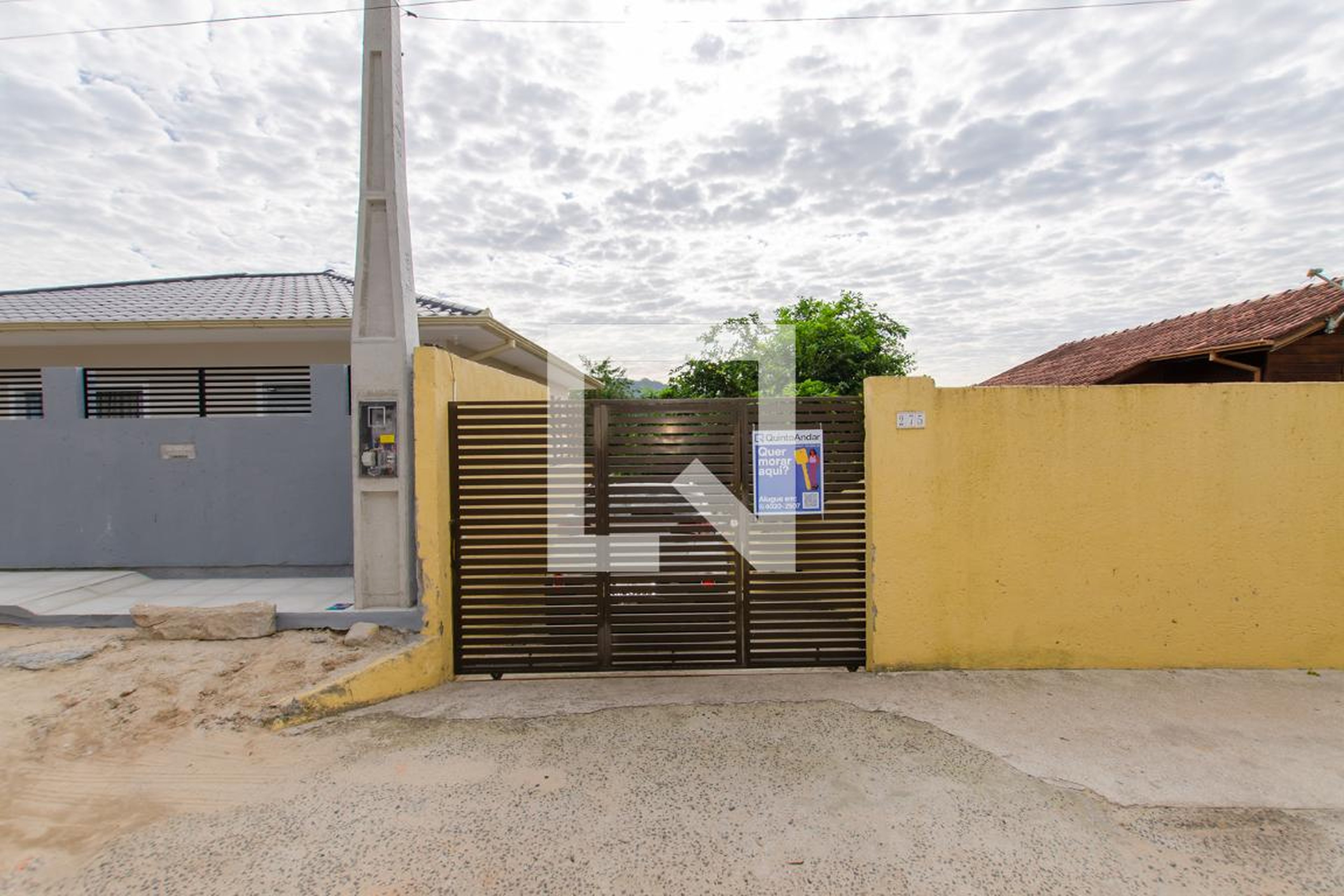 Fachada Condomínio em Servidão João Sinfrônio Pereira, 275