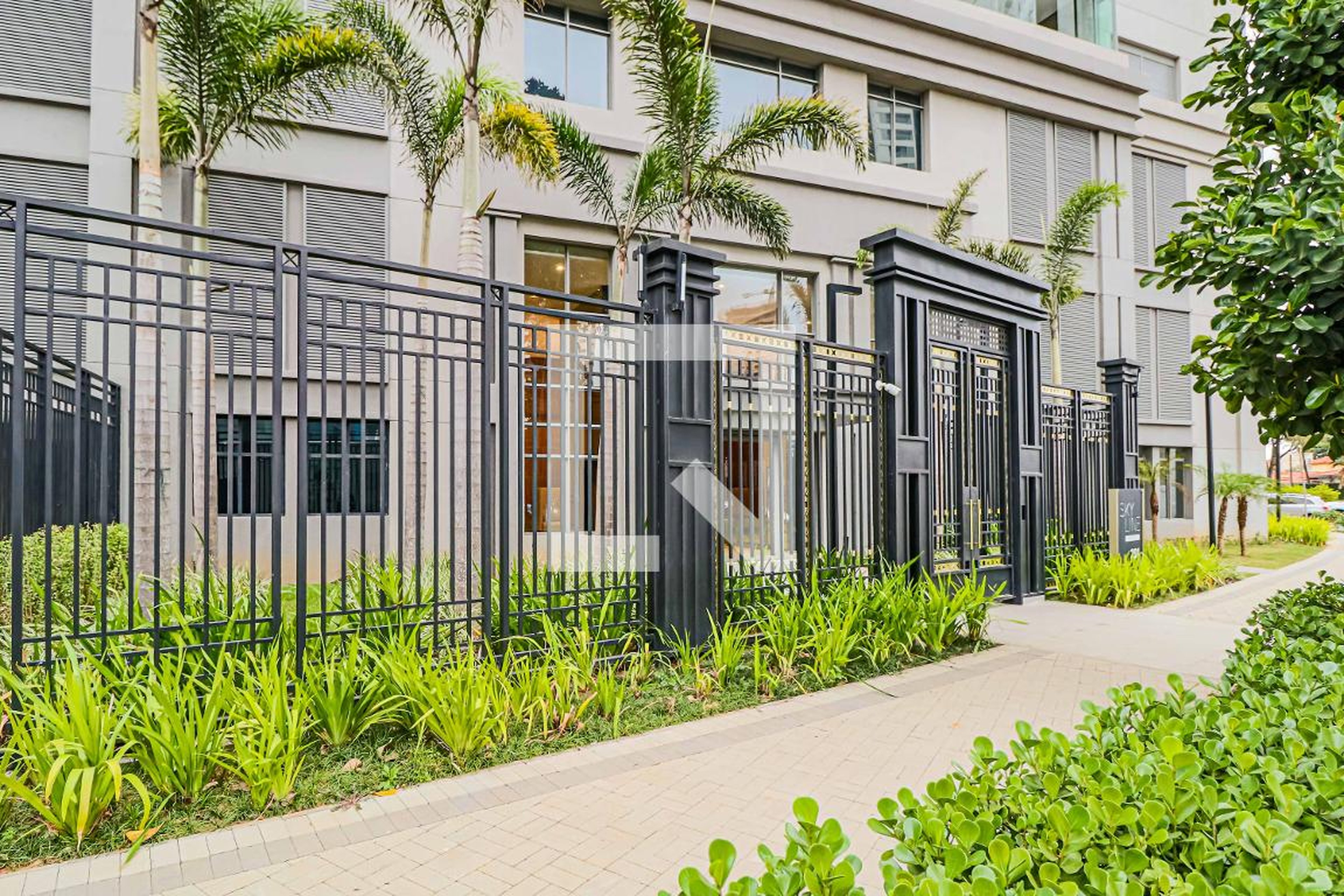 Fachada do Condomínio Condomínio Sky Line Jockey