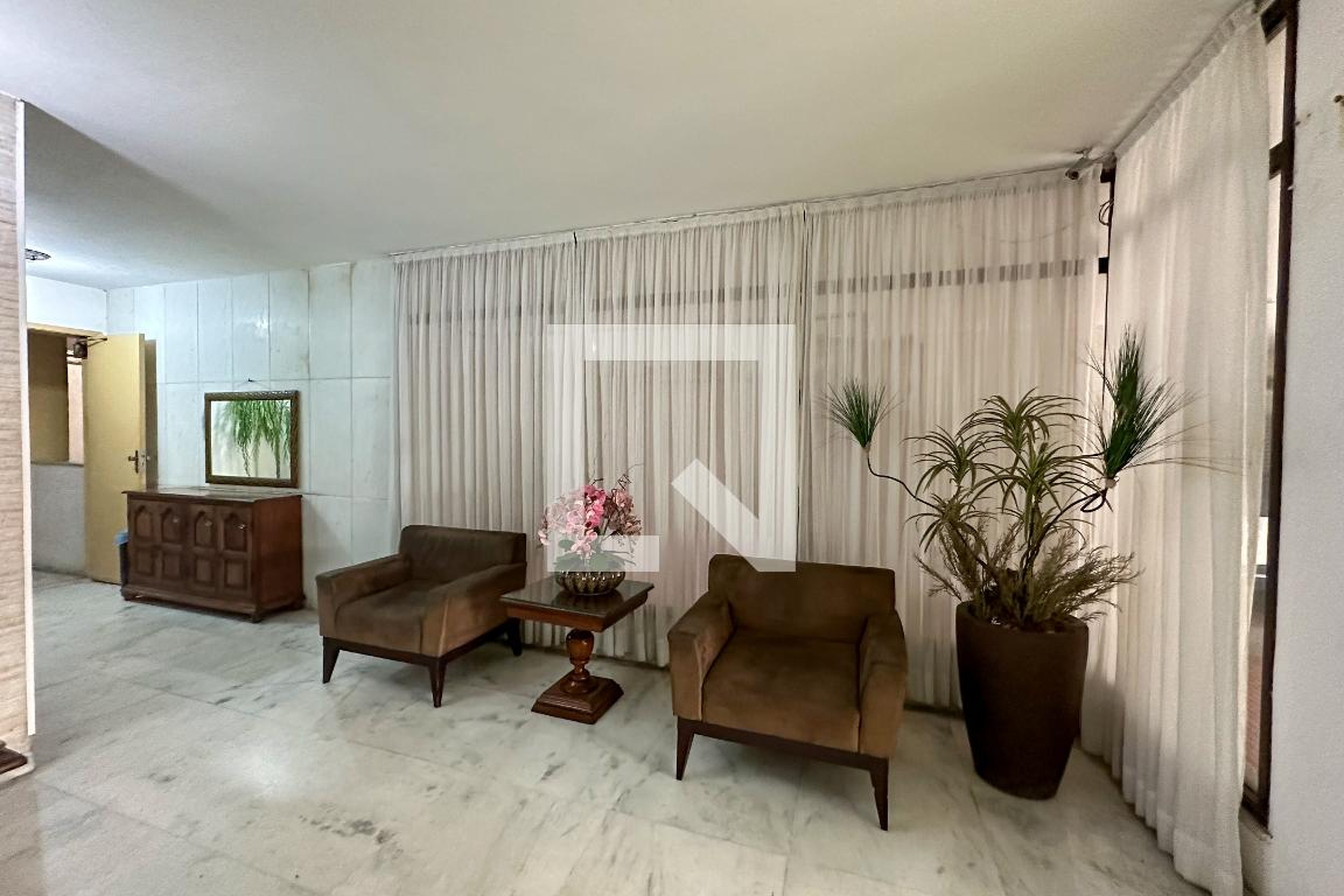 Entrada - Edifício Maison Blanche