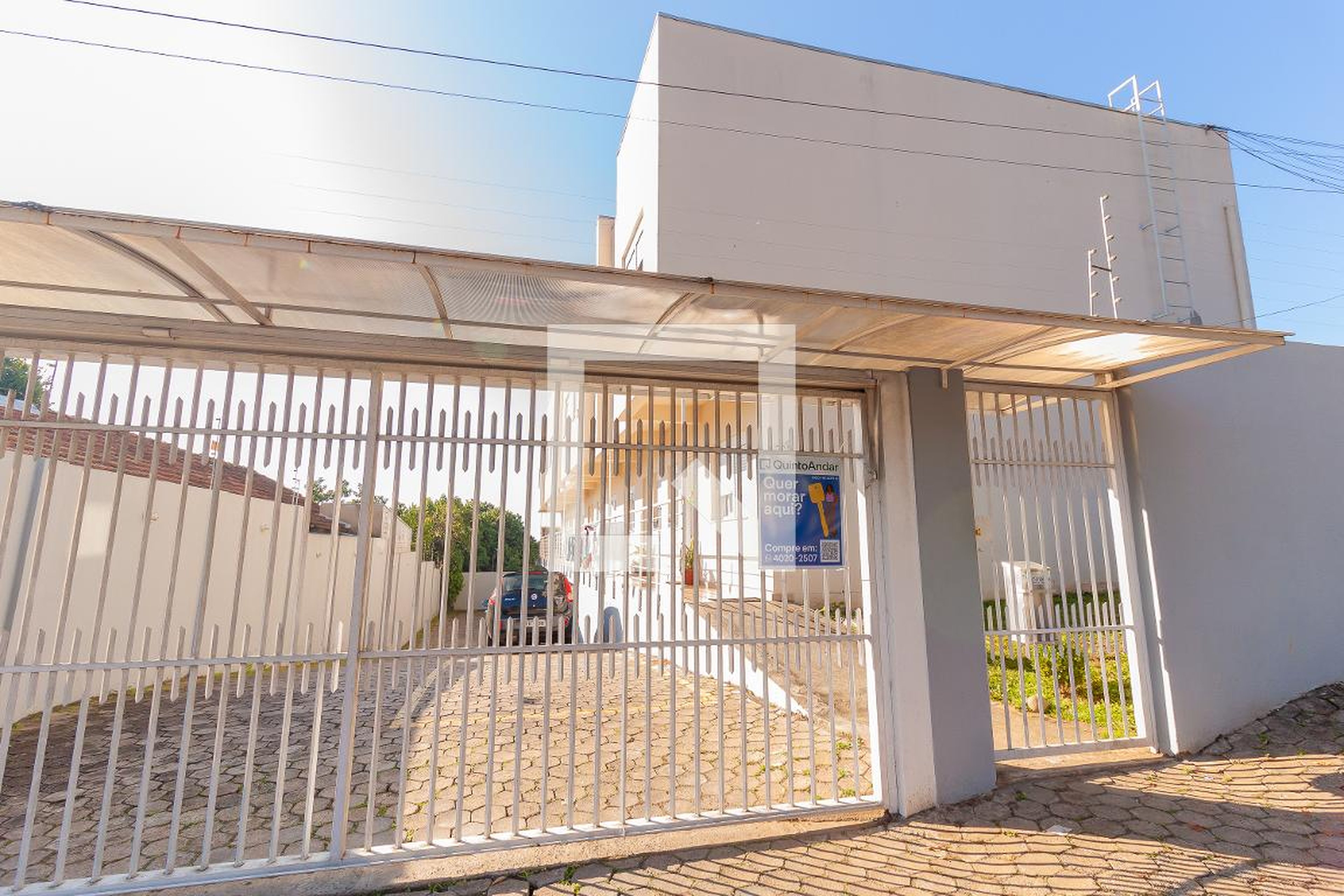 Fachada Condomínio em Rua Alfredo Marotzki, 712