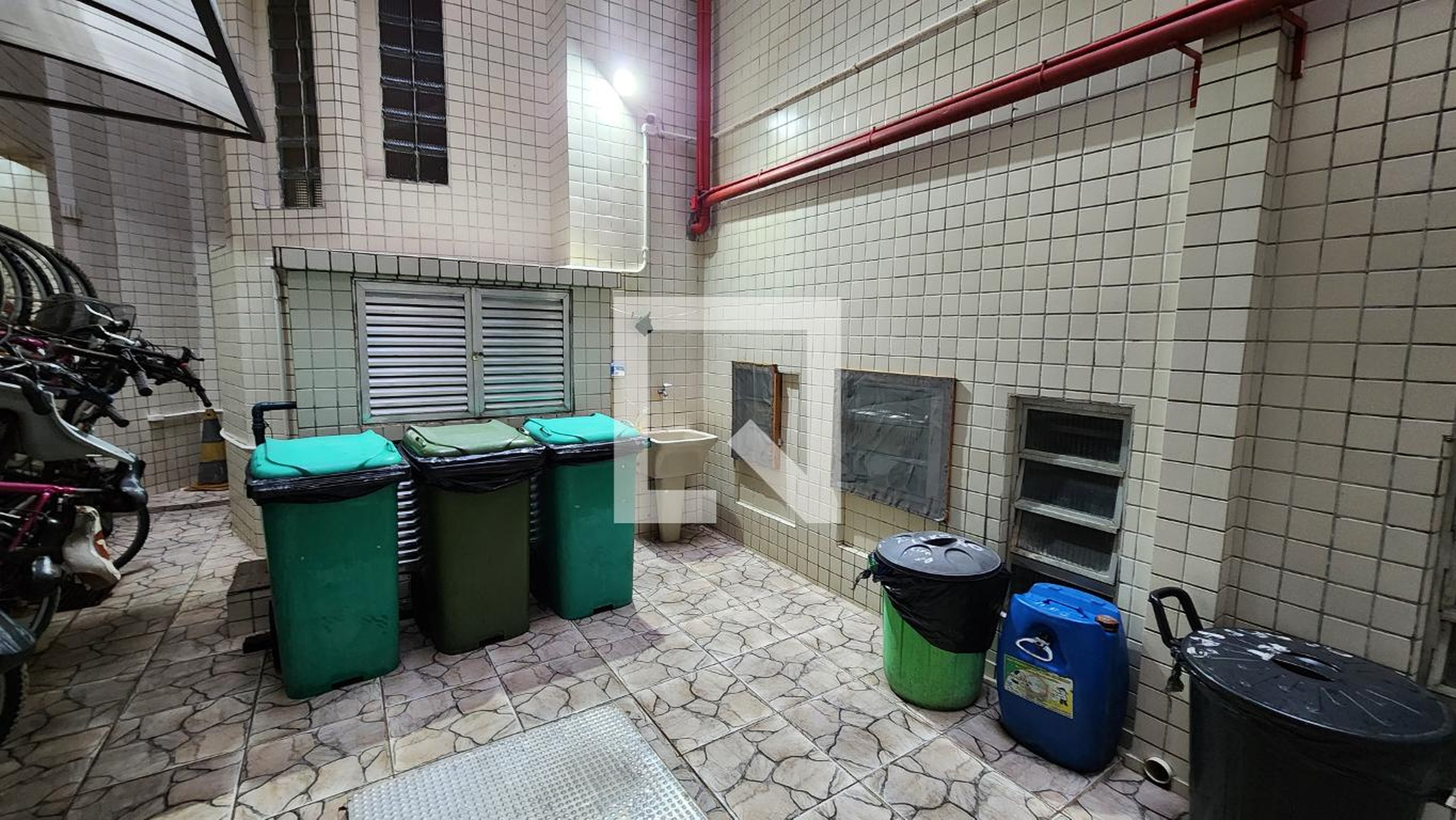 BICICLETÁRIO - Edifício Arlete