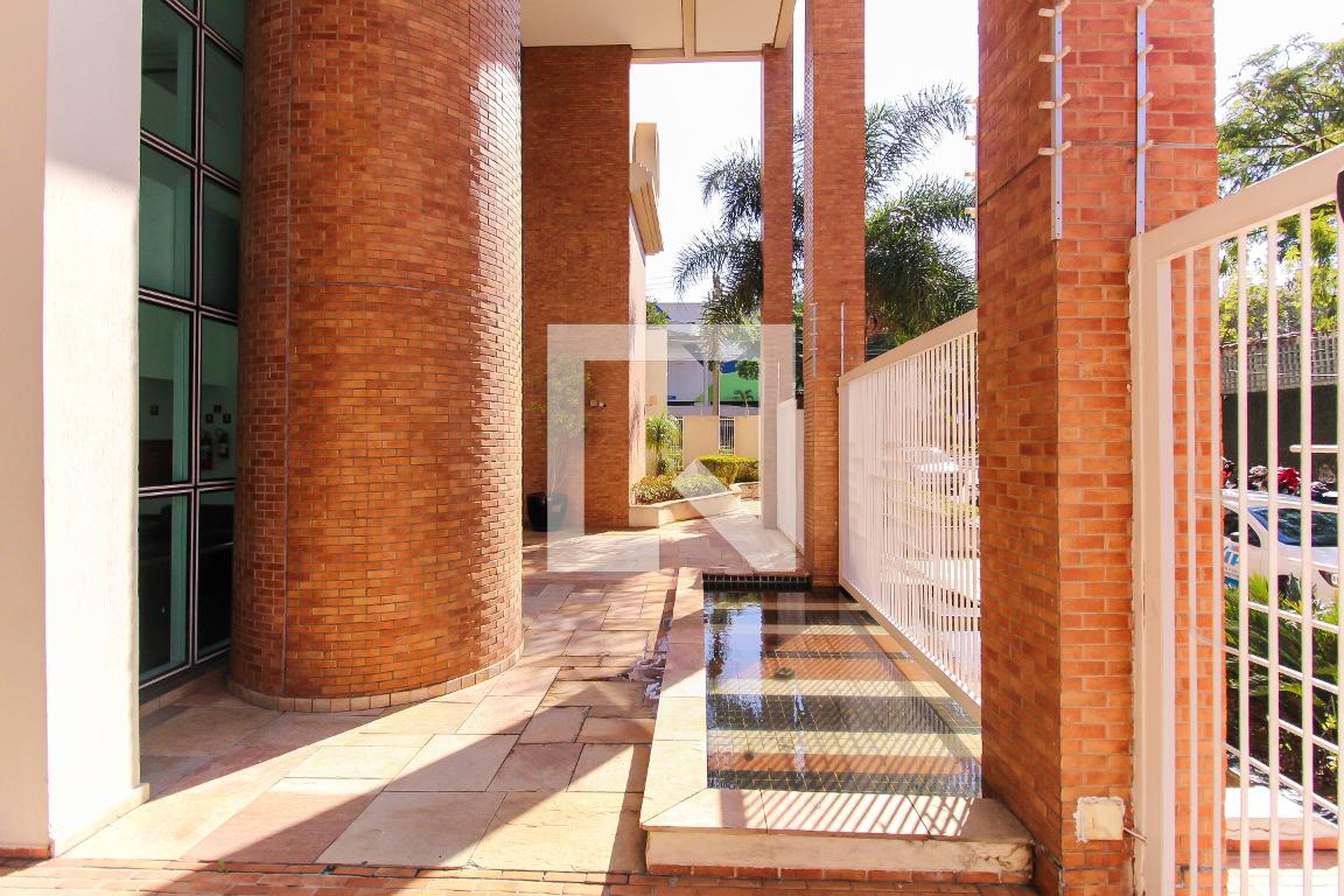 Entrada - Edifício Pozelli Loft Plus