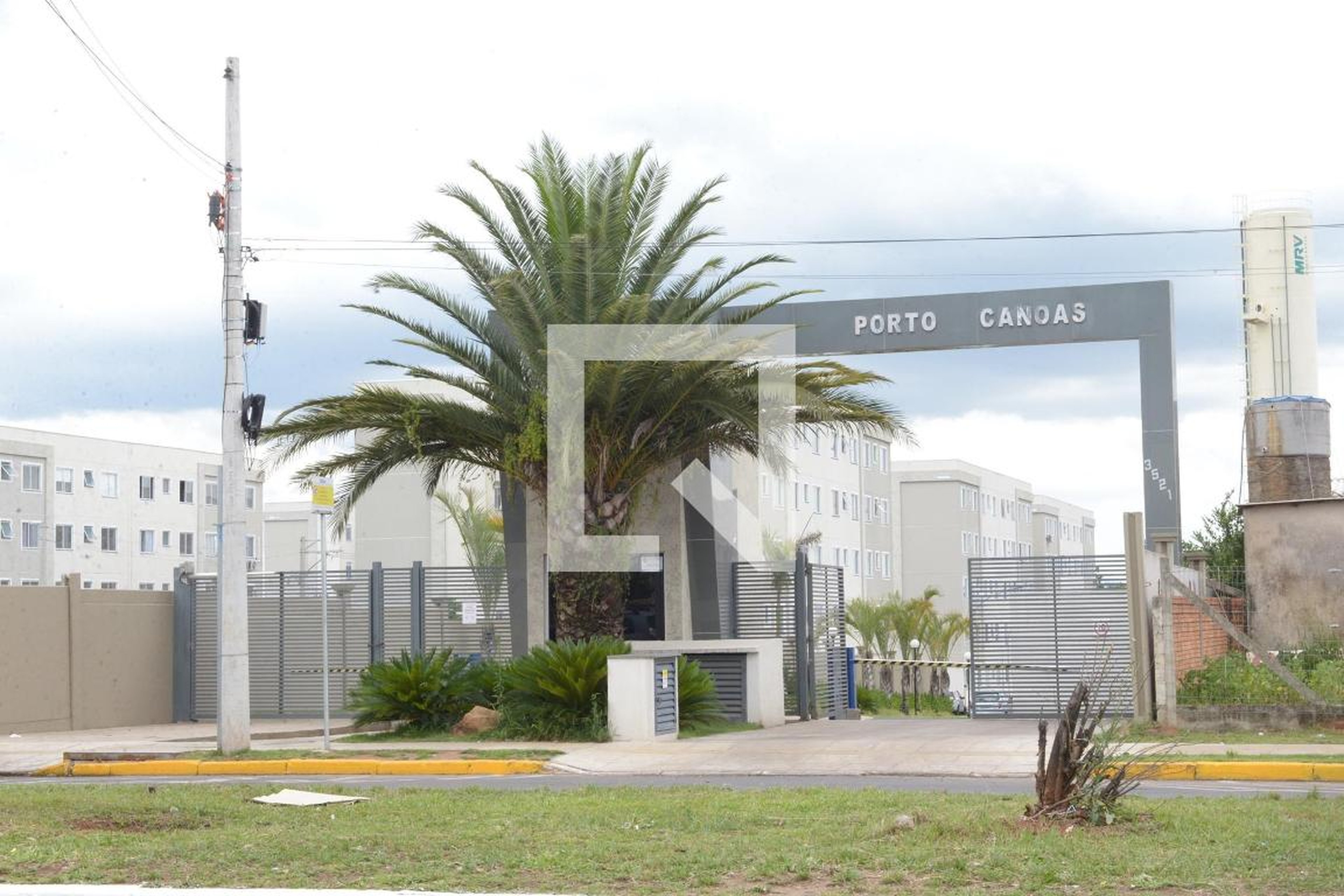 Fachada Condomínio Porto Canoas