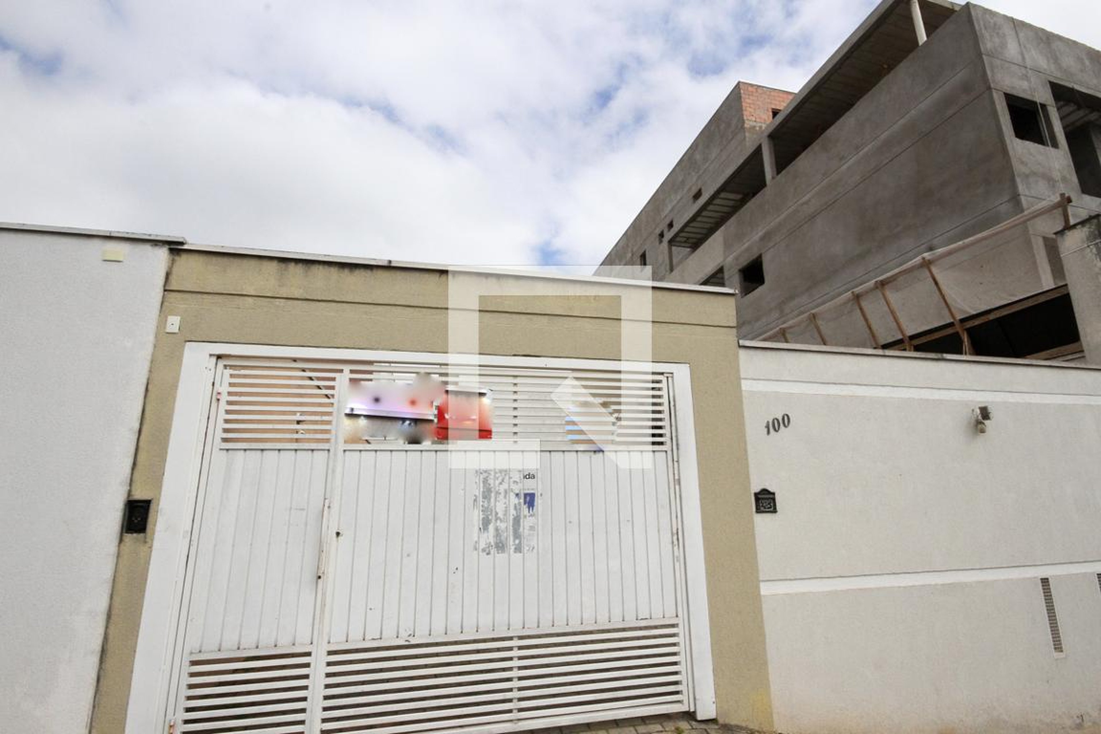 Fachada Condomínio Yacol