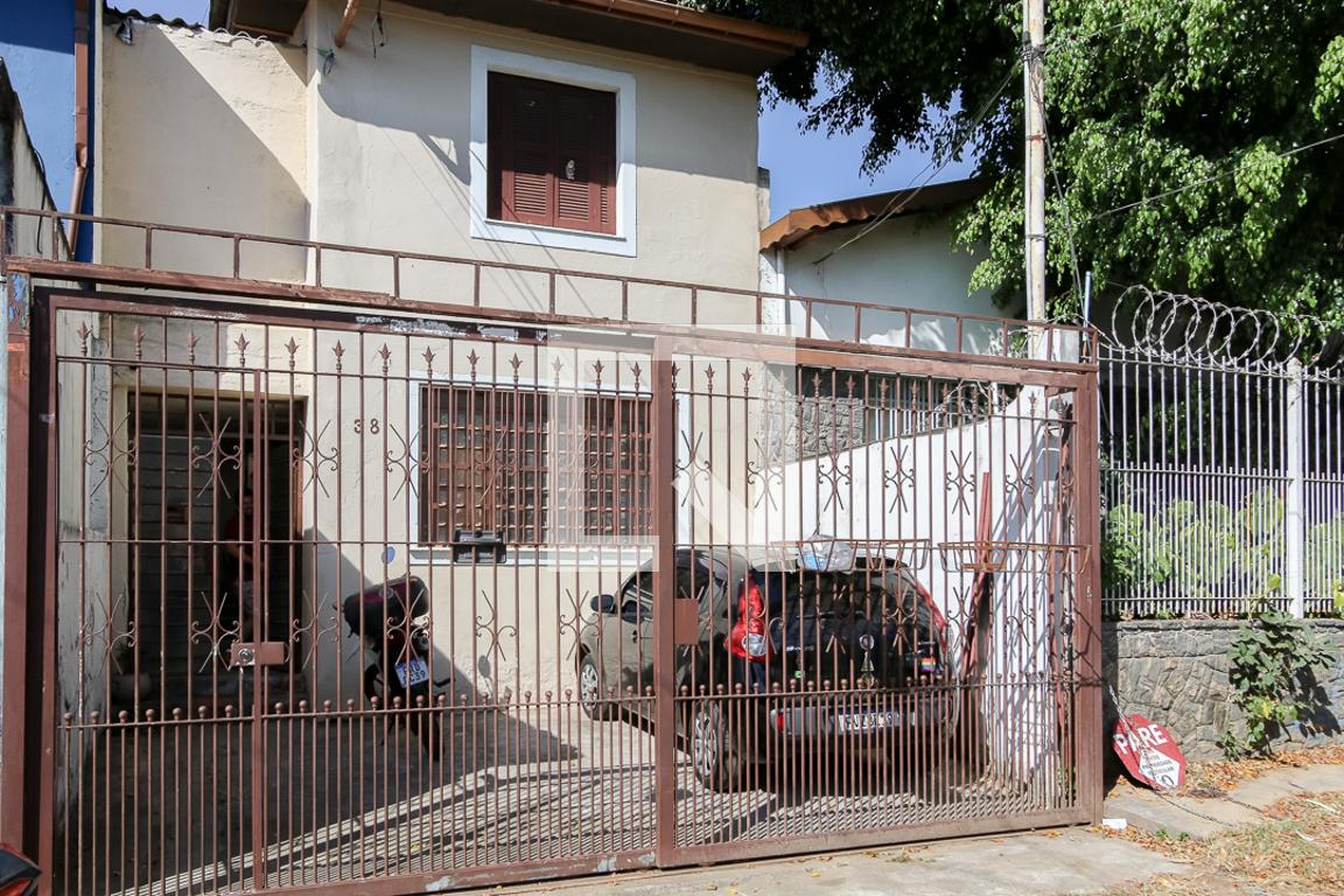 Fachada Condomínio em Travessa Wilson Moraes, 38