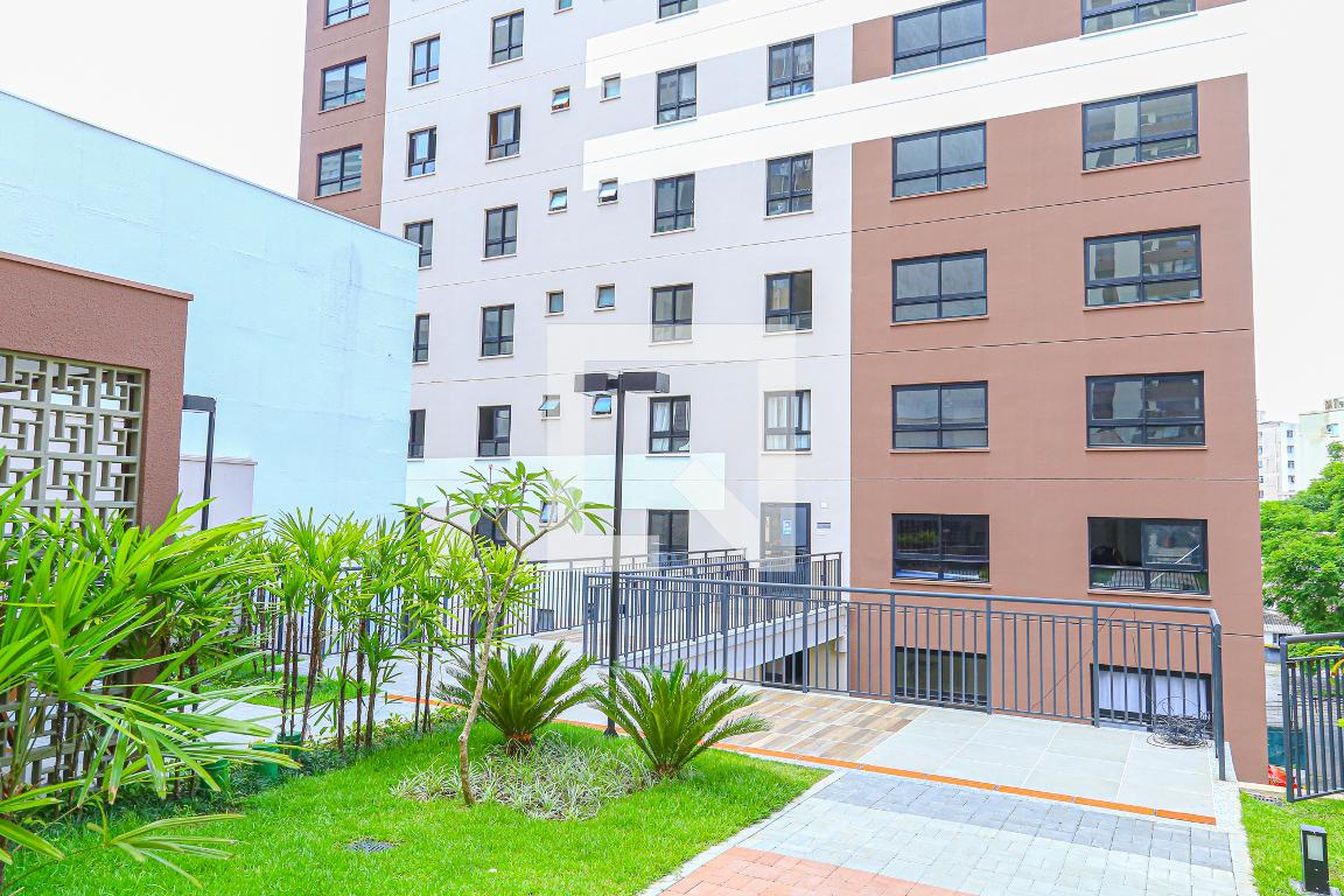 Fachada do Prédio Condomínio Mobi One Frei Caneca