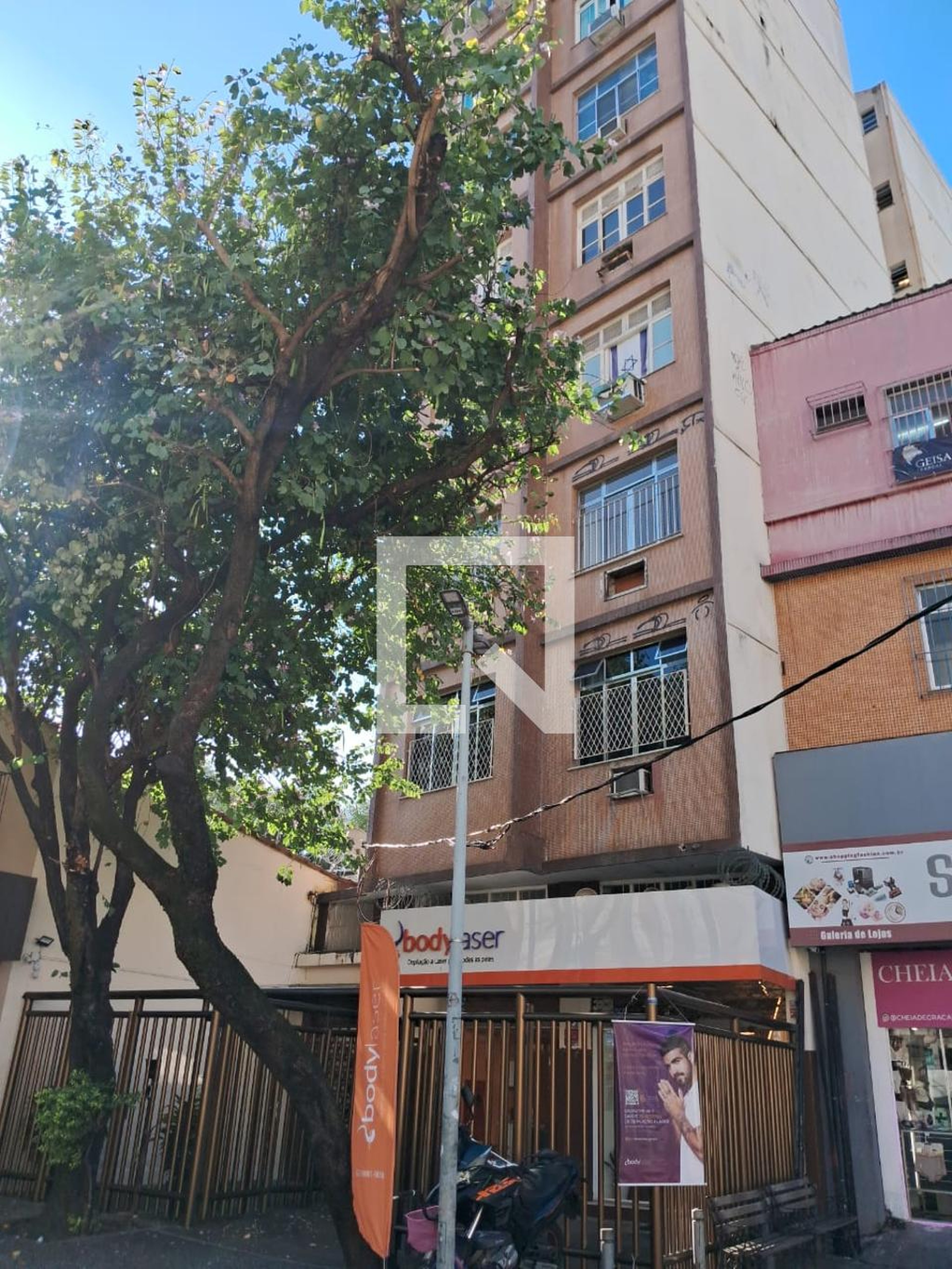 Fachada do Prédio Condomínio em Rua Barão de Mesquita, 928