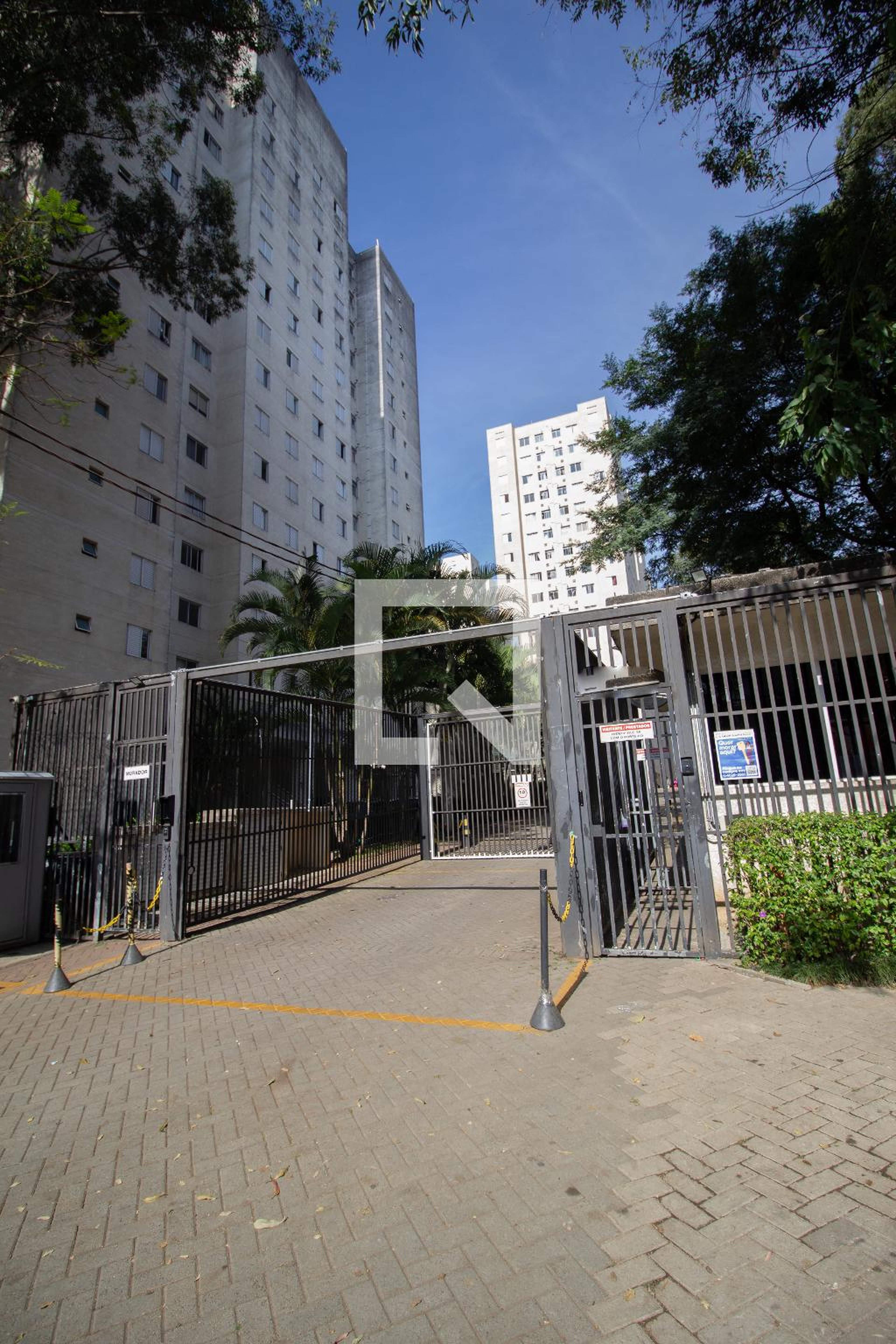 Fachada Condomínio em Avenida Raimundo Pereira de Magalhães, 1301-2600