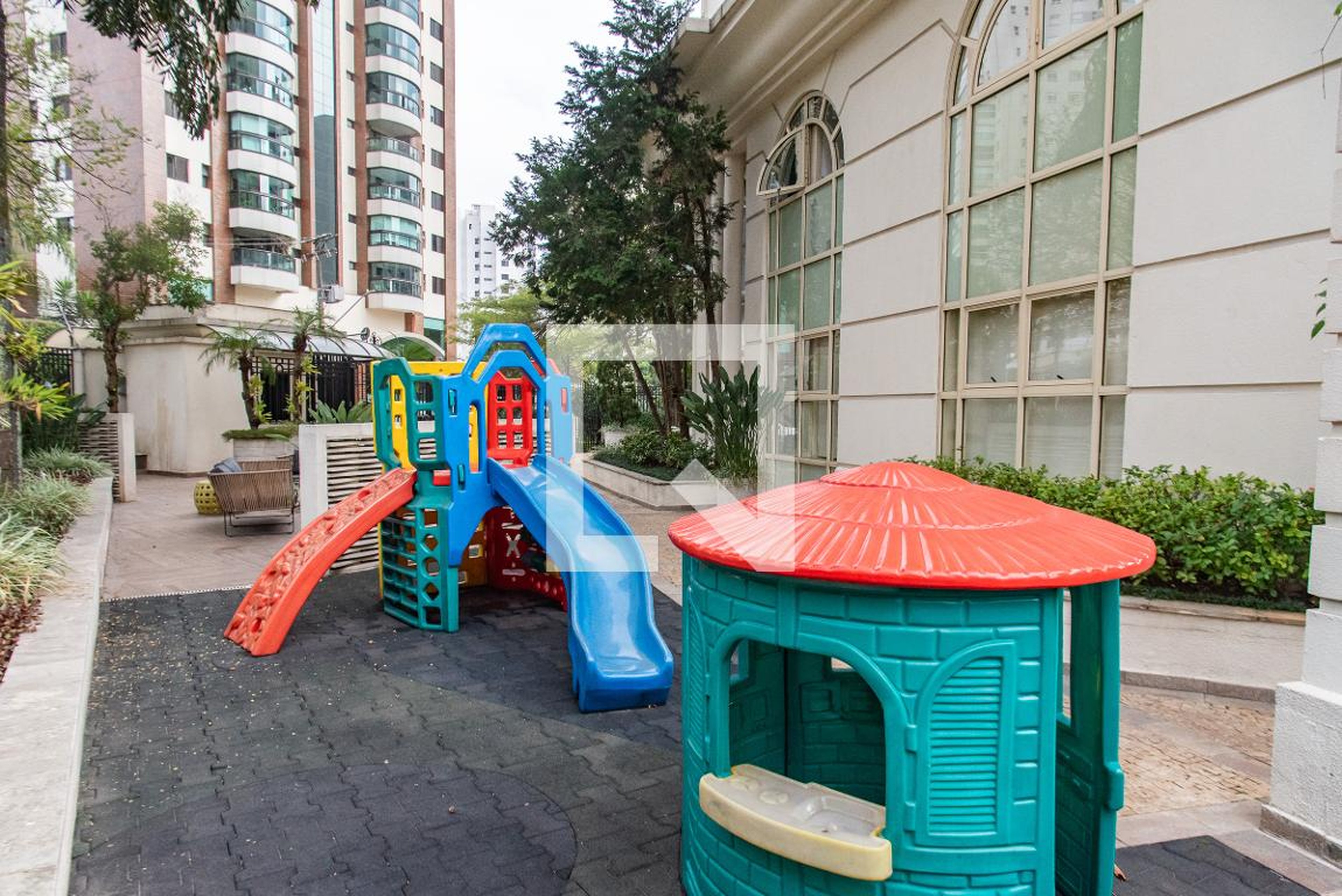 Playground - Place Tuileries