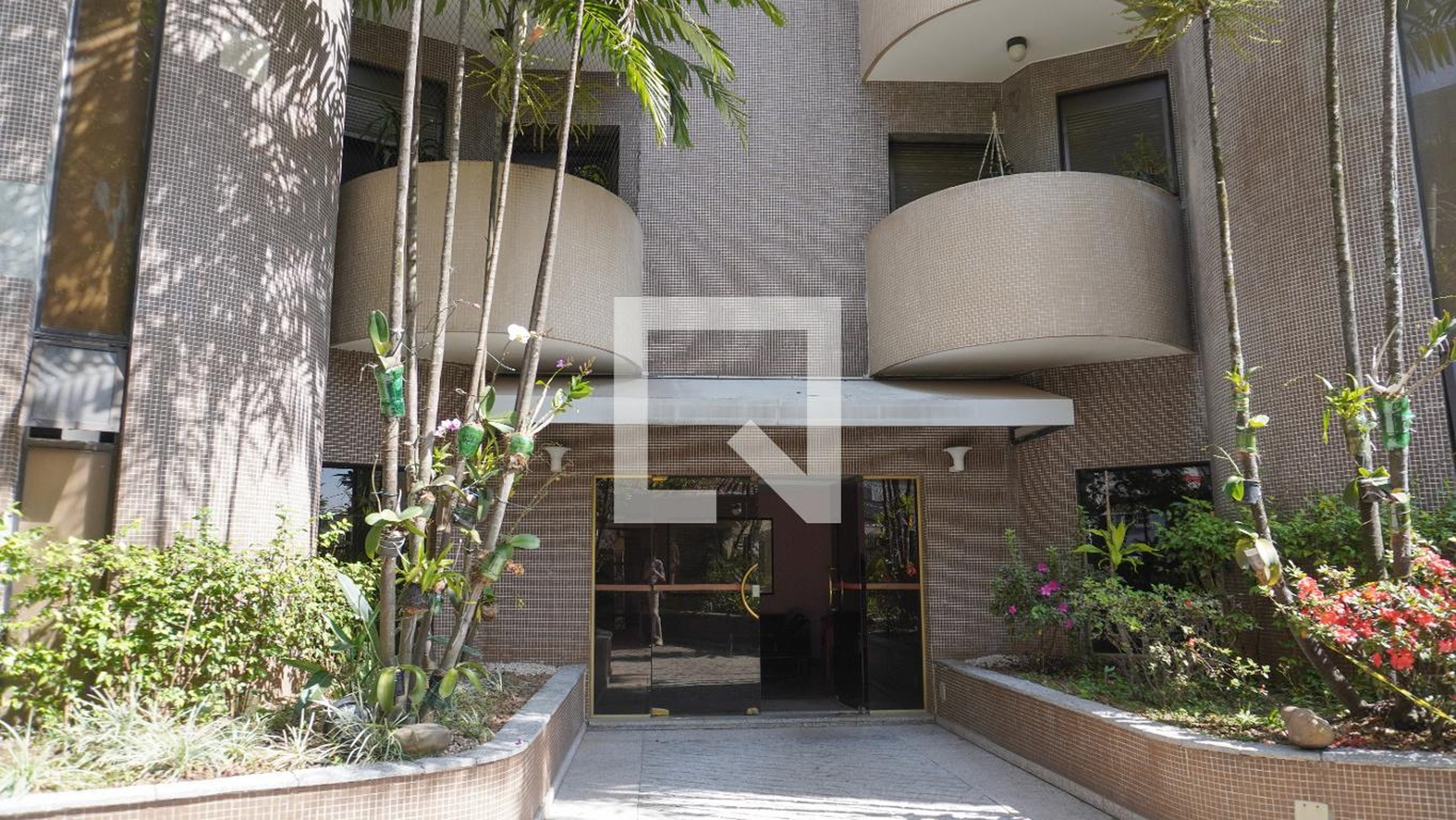 Entrada - Val D Azur