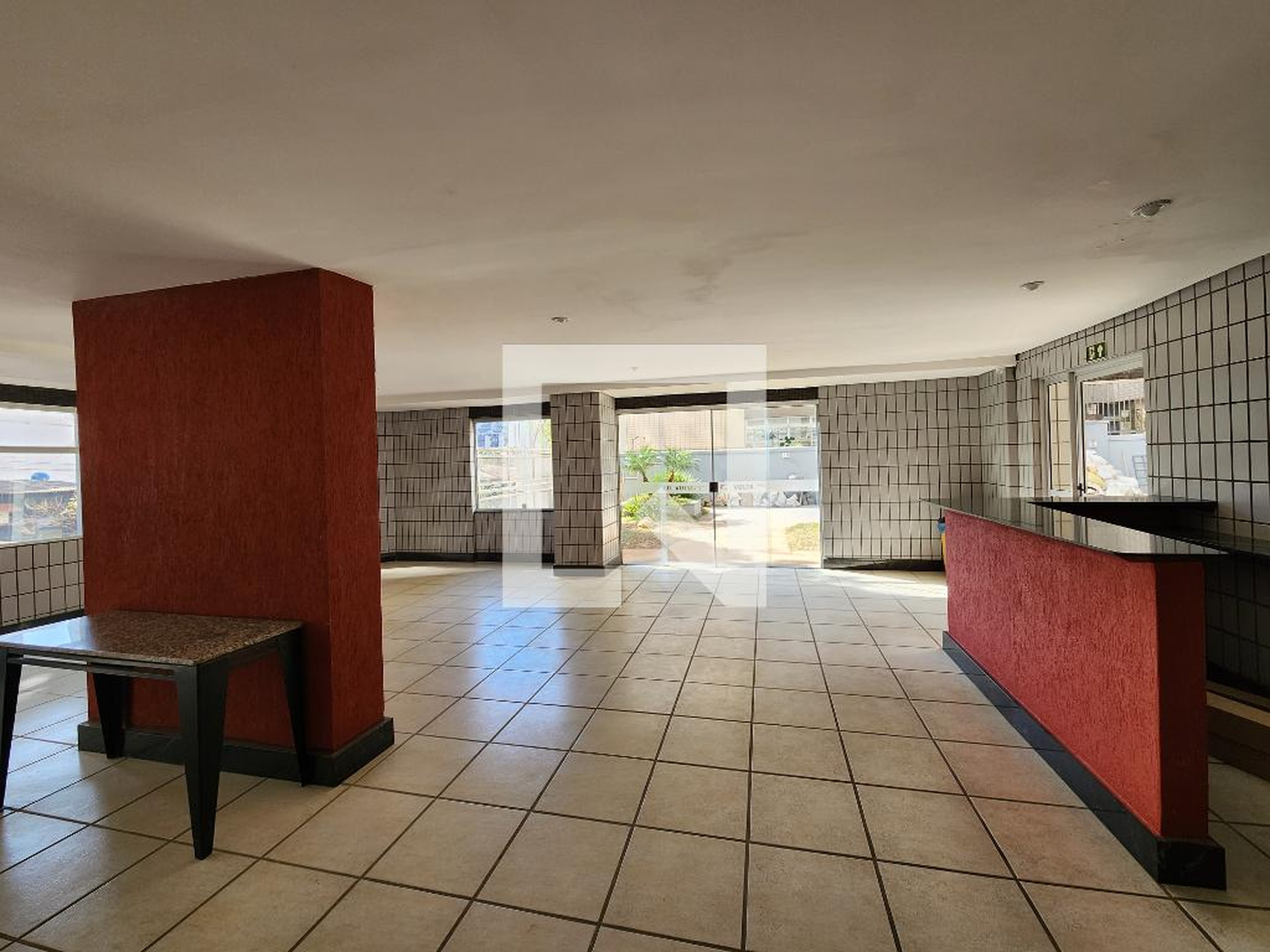 Entrada - Edifício Voltaire