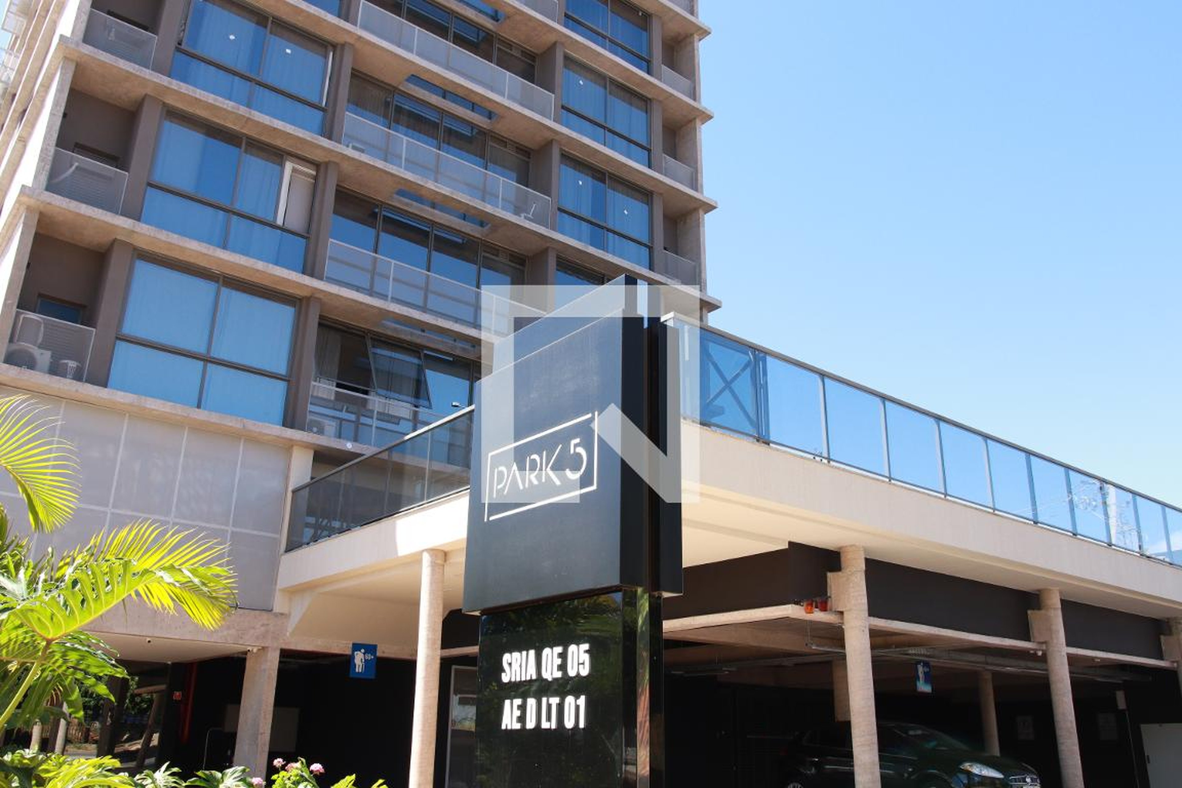 Fachada Condomínio em Sria Qe 05, Área Especial "d" Condomínio Park 5, Apartamento 101, 101