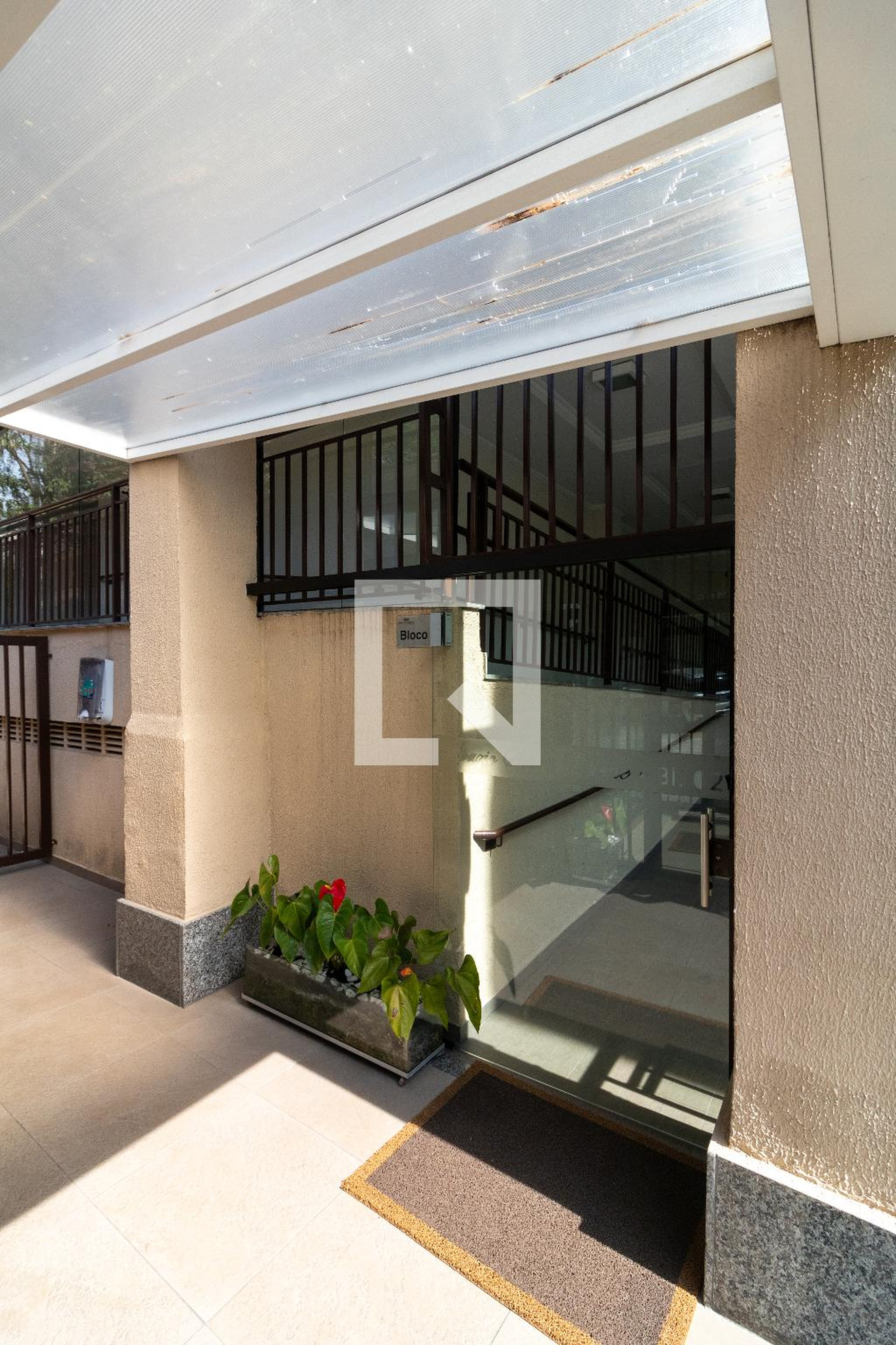 Entrada - Spazio Saint Etiene