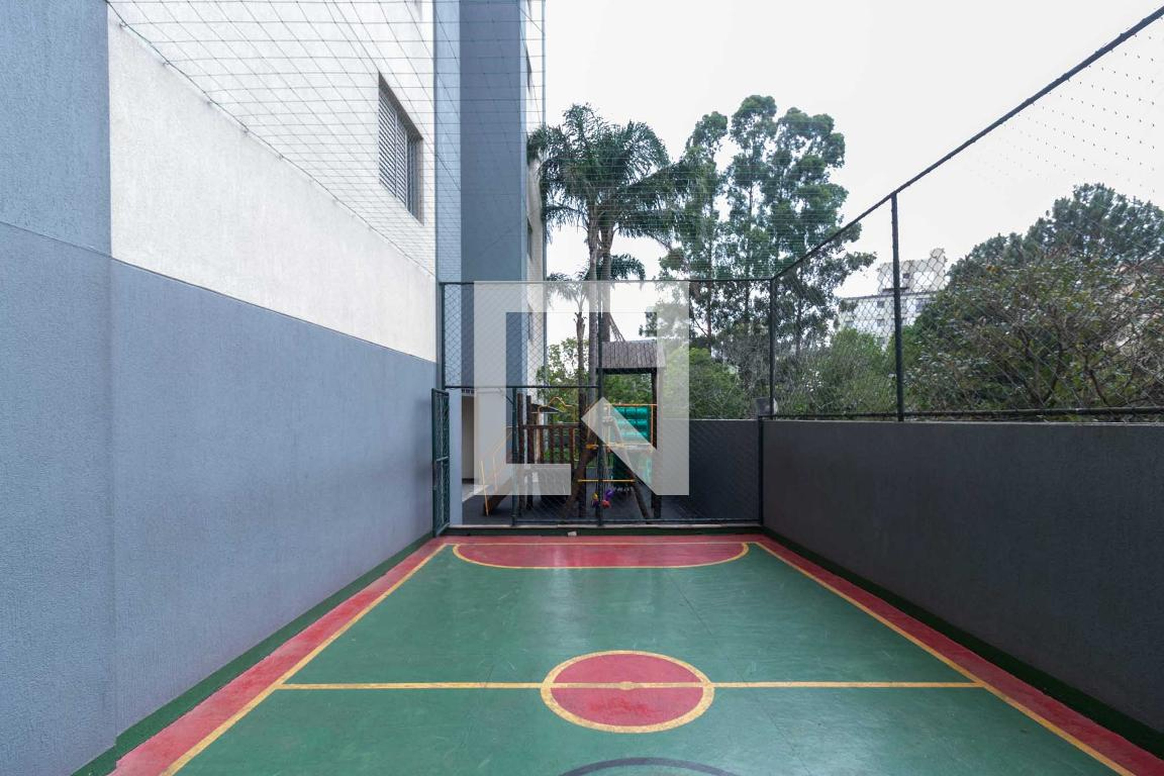 Quadra Esportiva - Califórnia e Florida