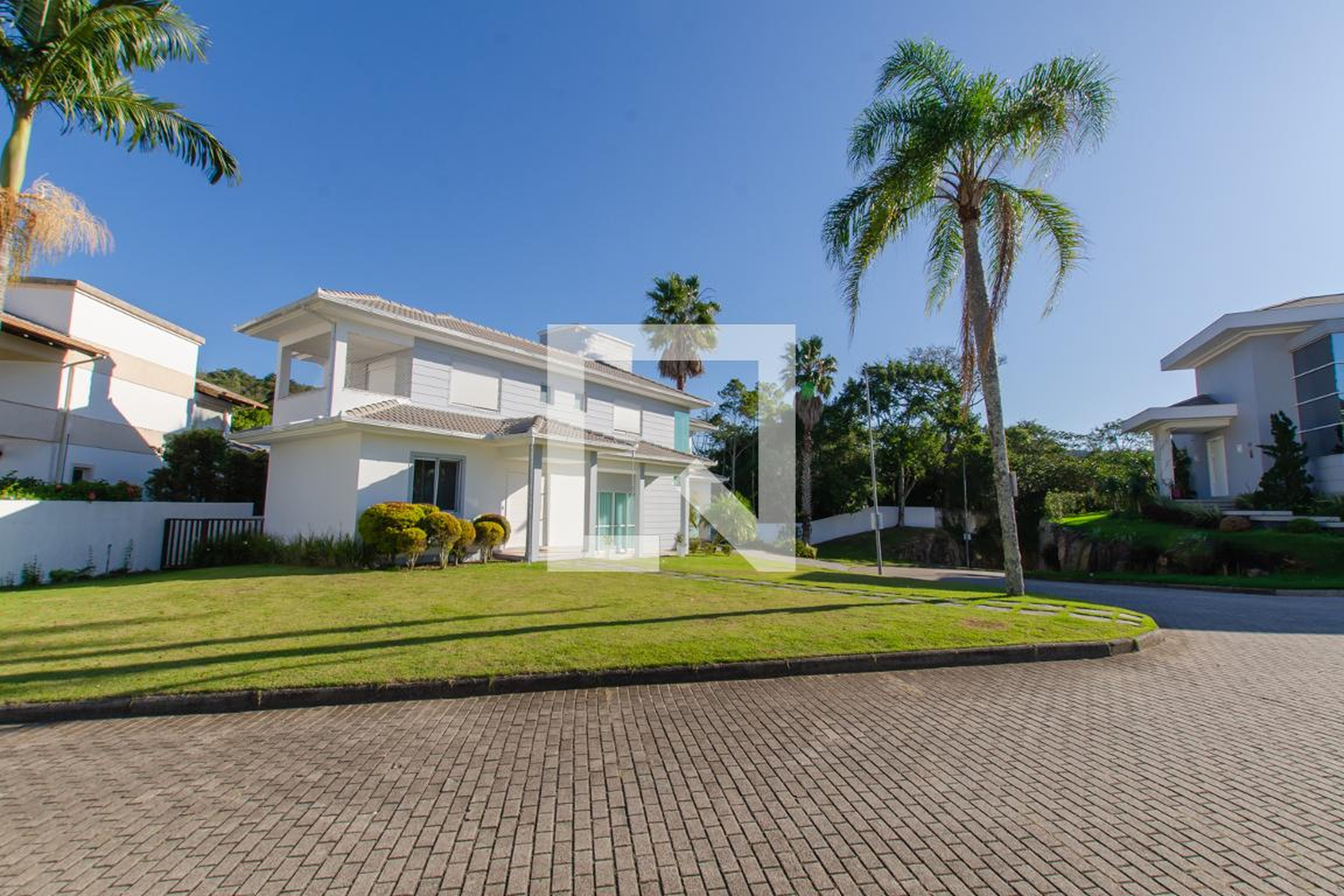 Fachada Condomínio Colina dos Açores