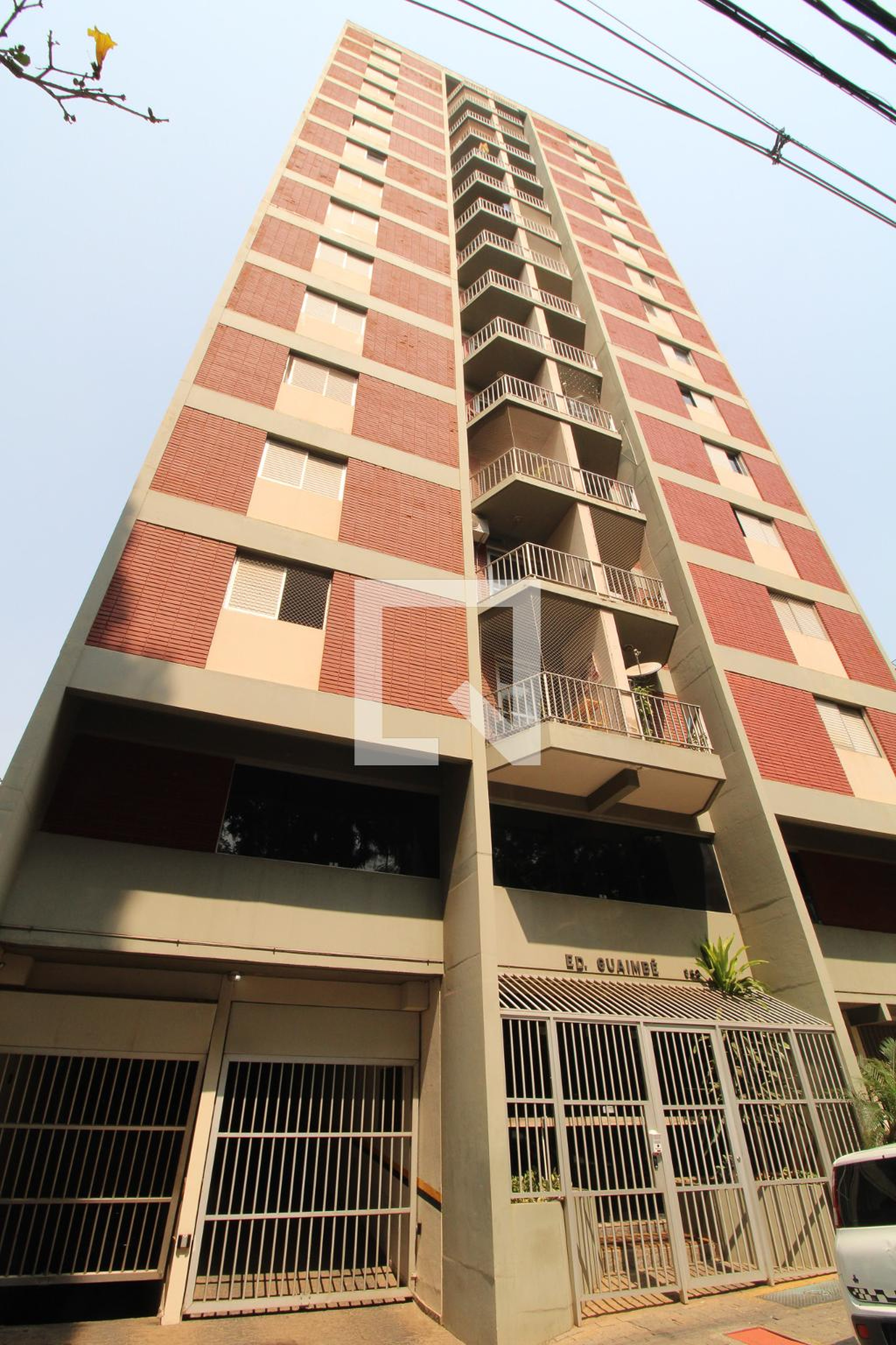 Fachada Condomínio Guaimbe