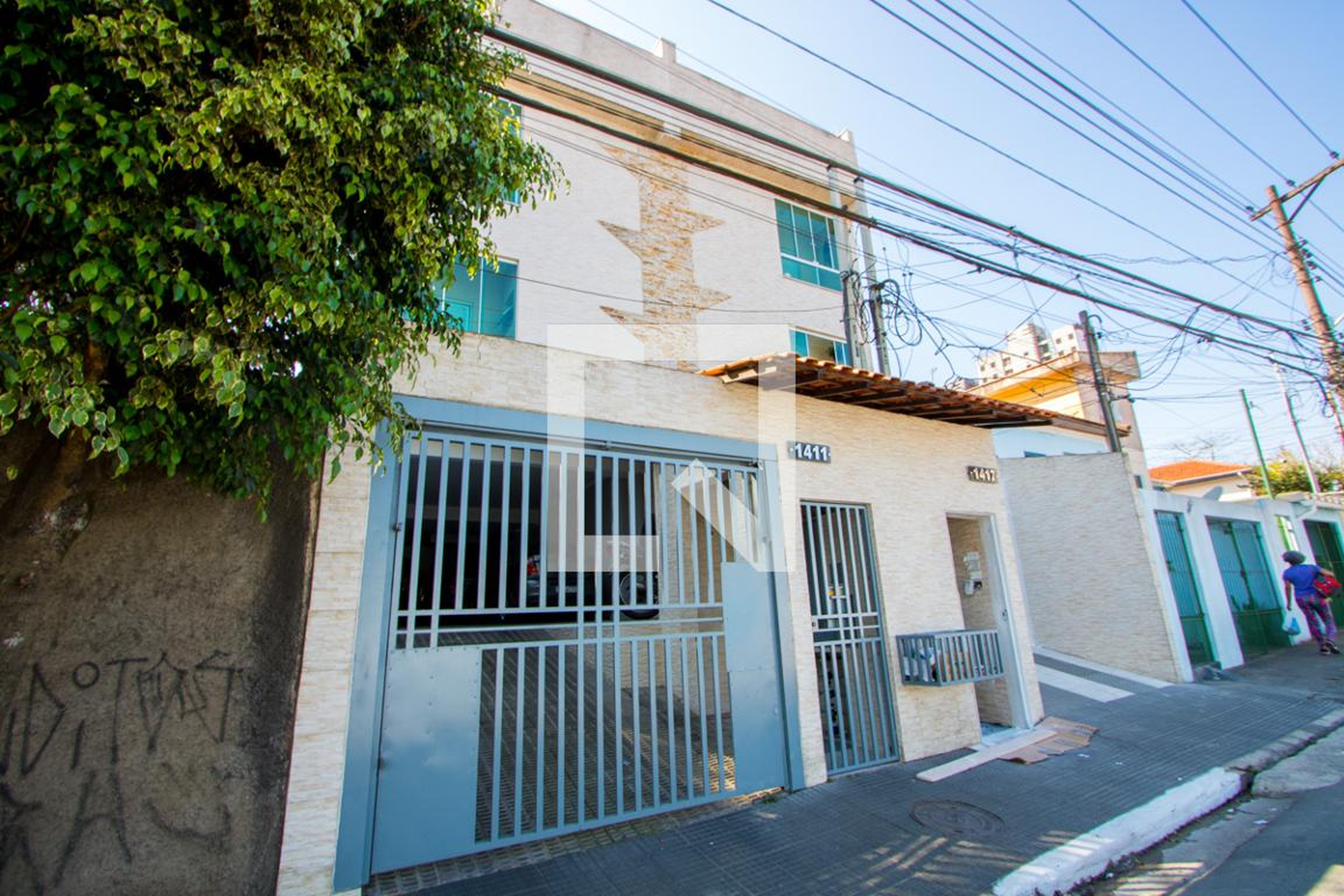 Fachada Condomínio em Avenida Queirós Filho, 1411