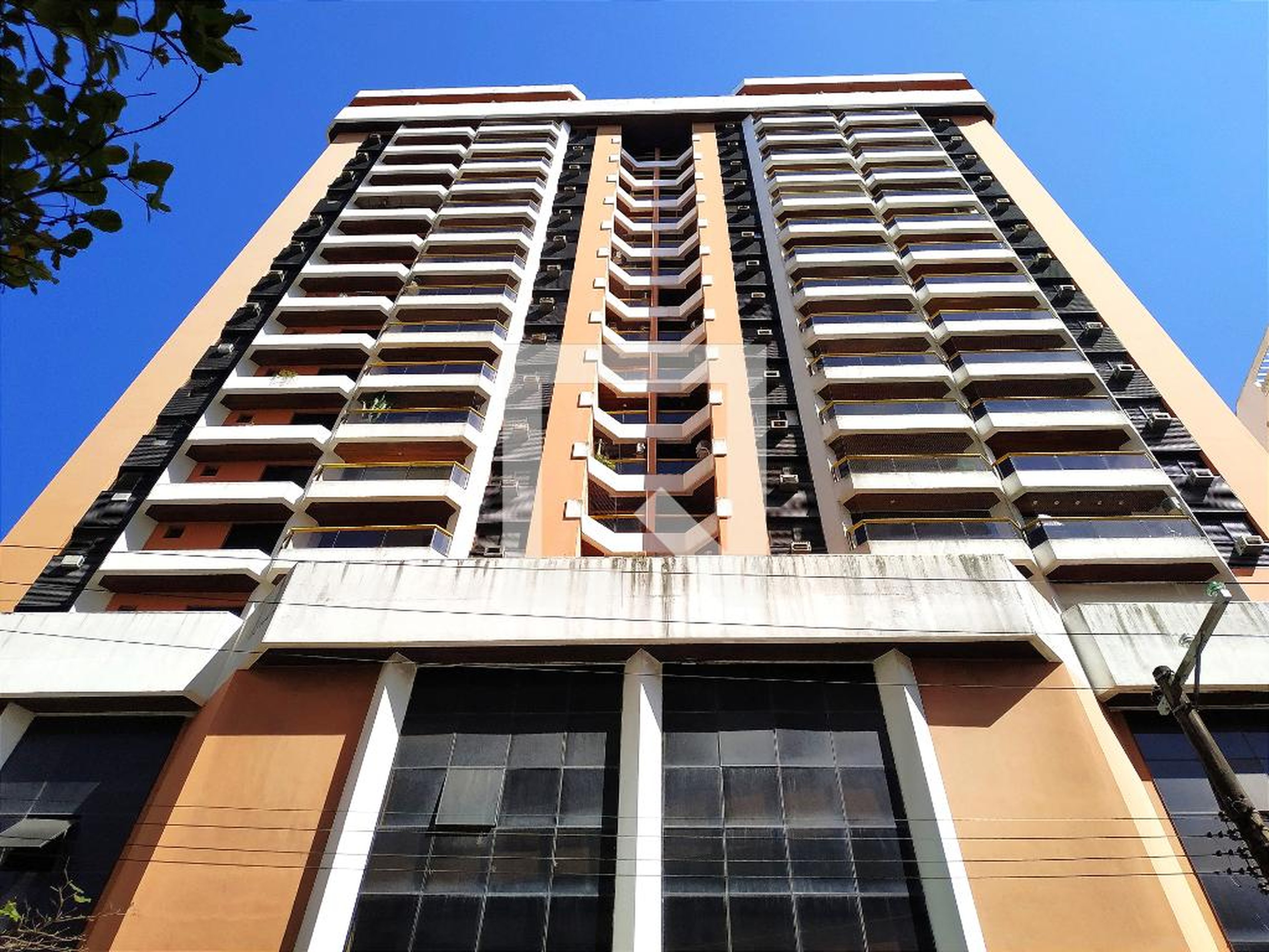 Fachada do Prédio Condomínio Golden Beach Residence Service