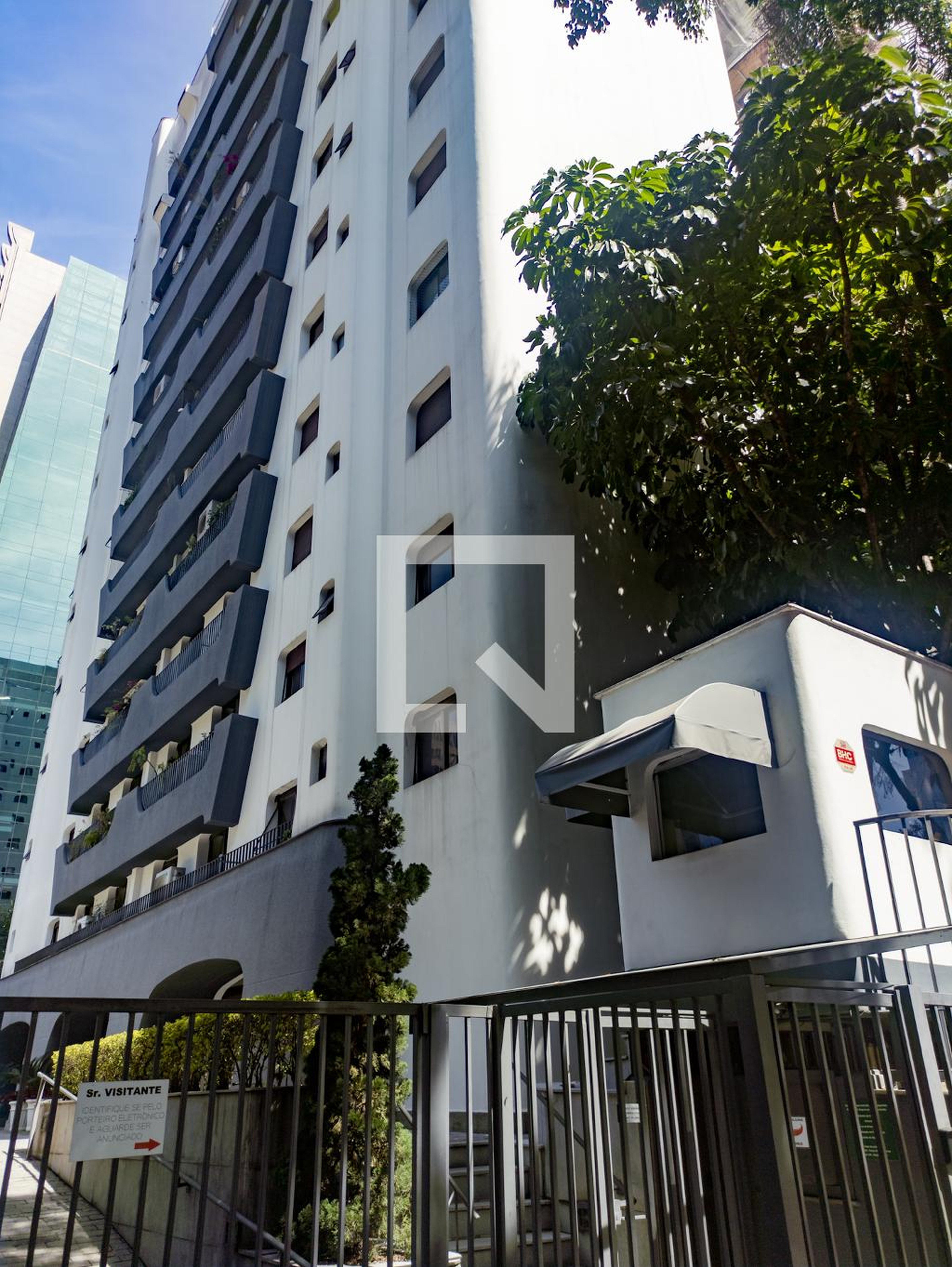 Fachada do Prédio Condomínio Porto Grimaud