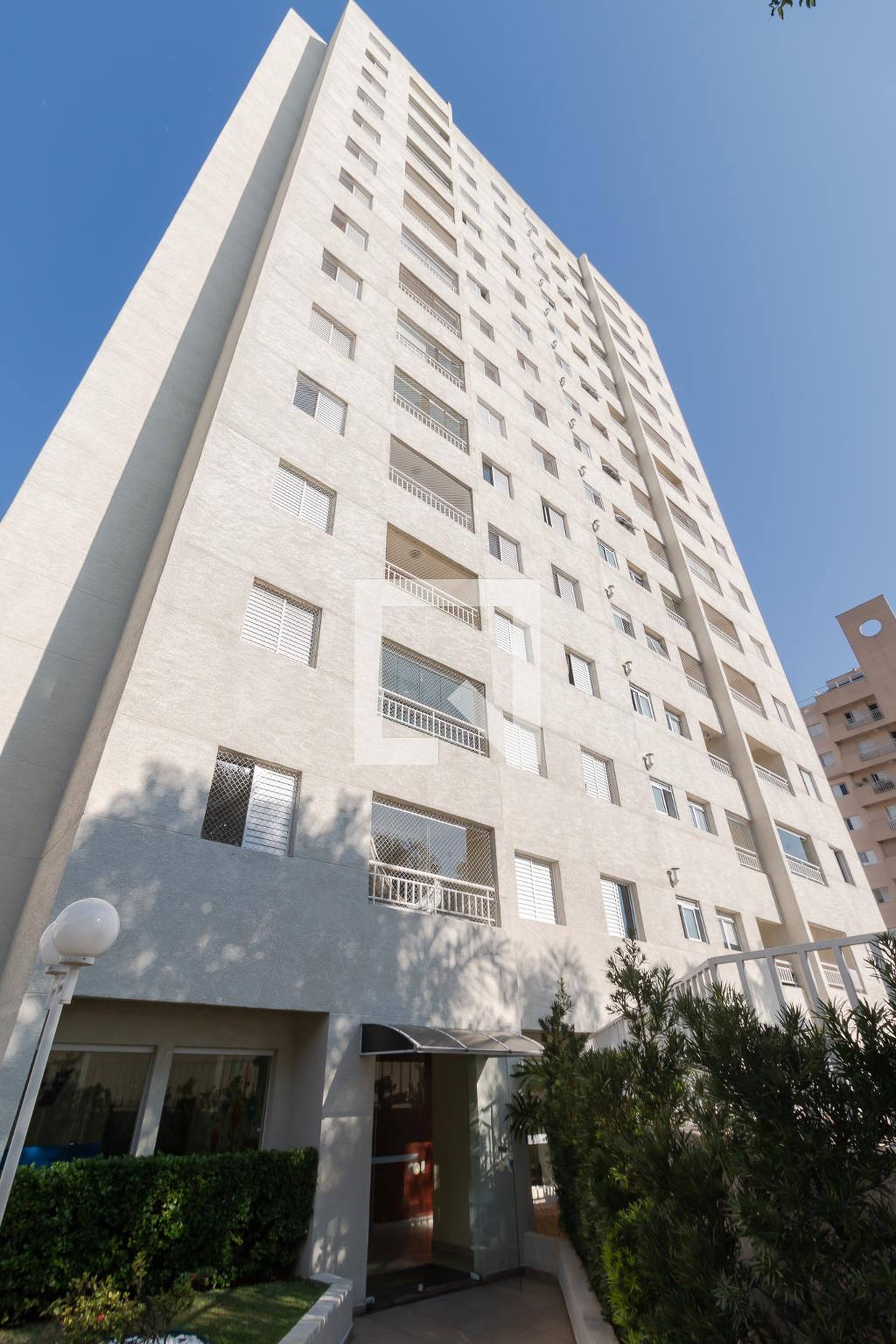 Fachada Condomínio em Rua Dom Vilares, 1700