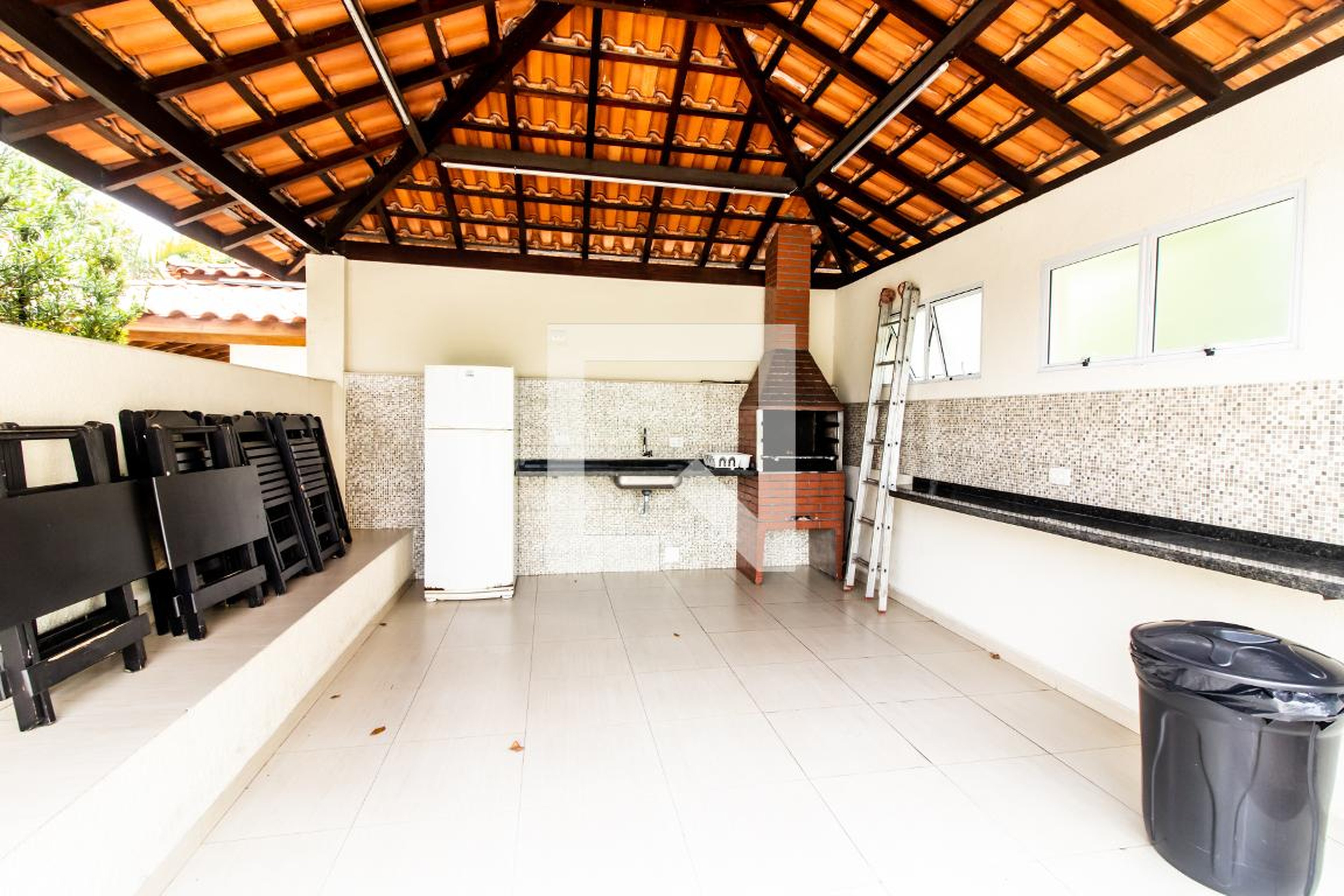 Churrasqueira - Edifício Karina