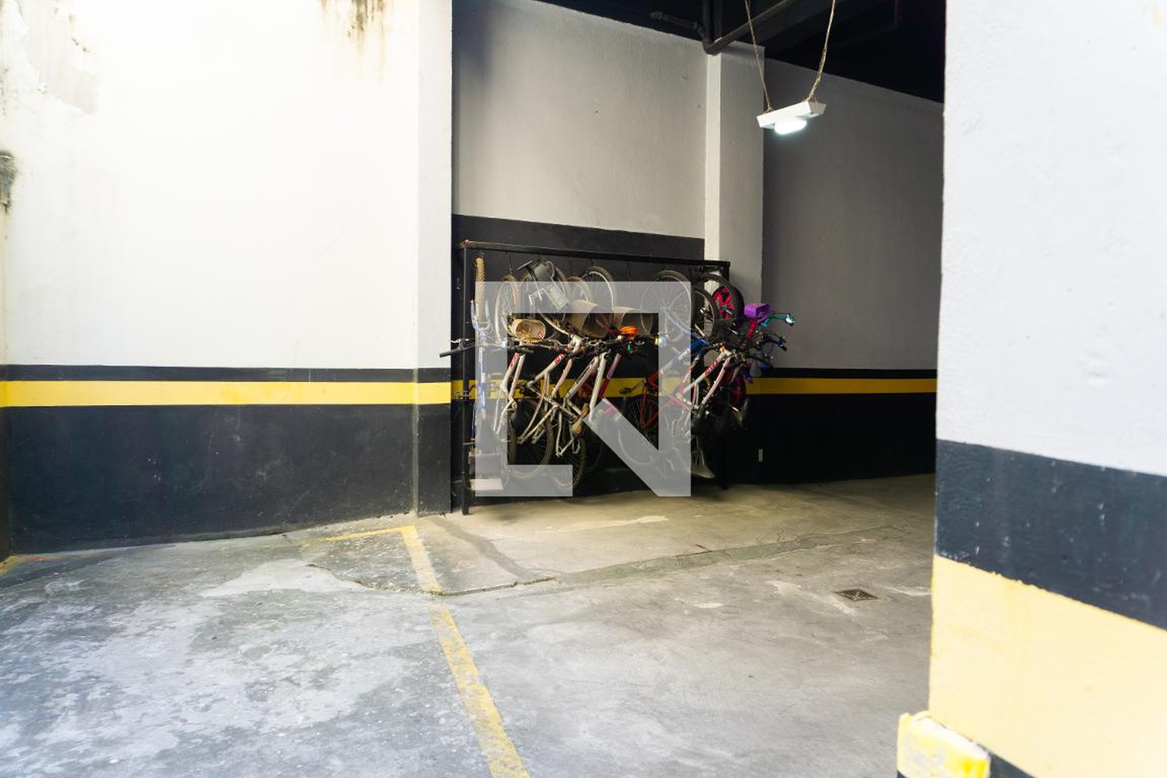 Bicicletário - San Izidro