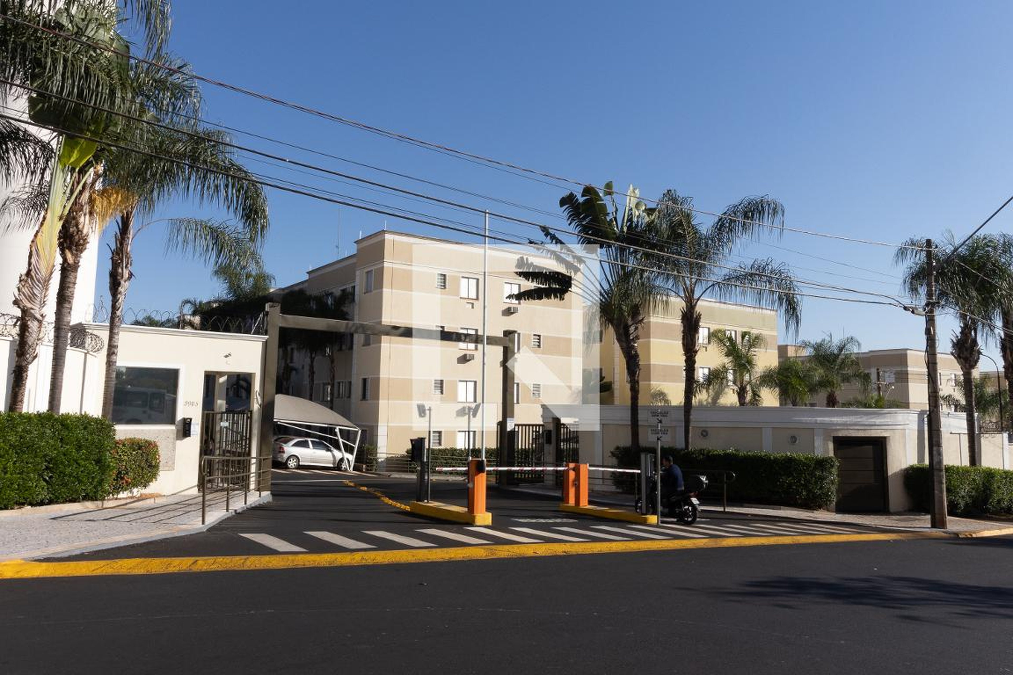 Portaria Condomínio em Avenida Maria de Jesus Condeixa, 3905