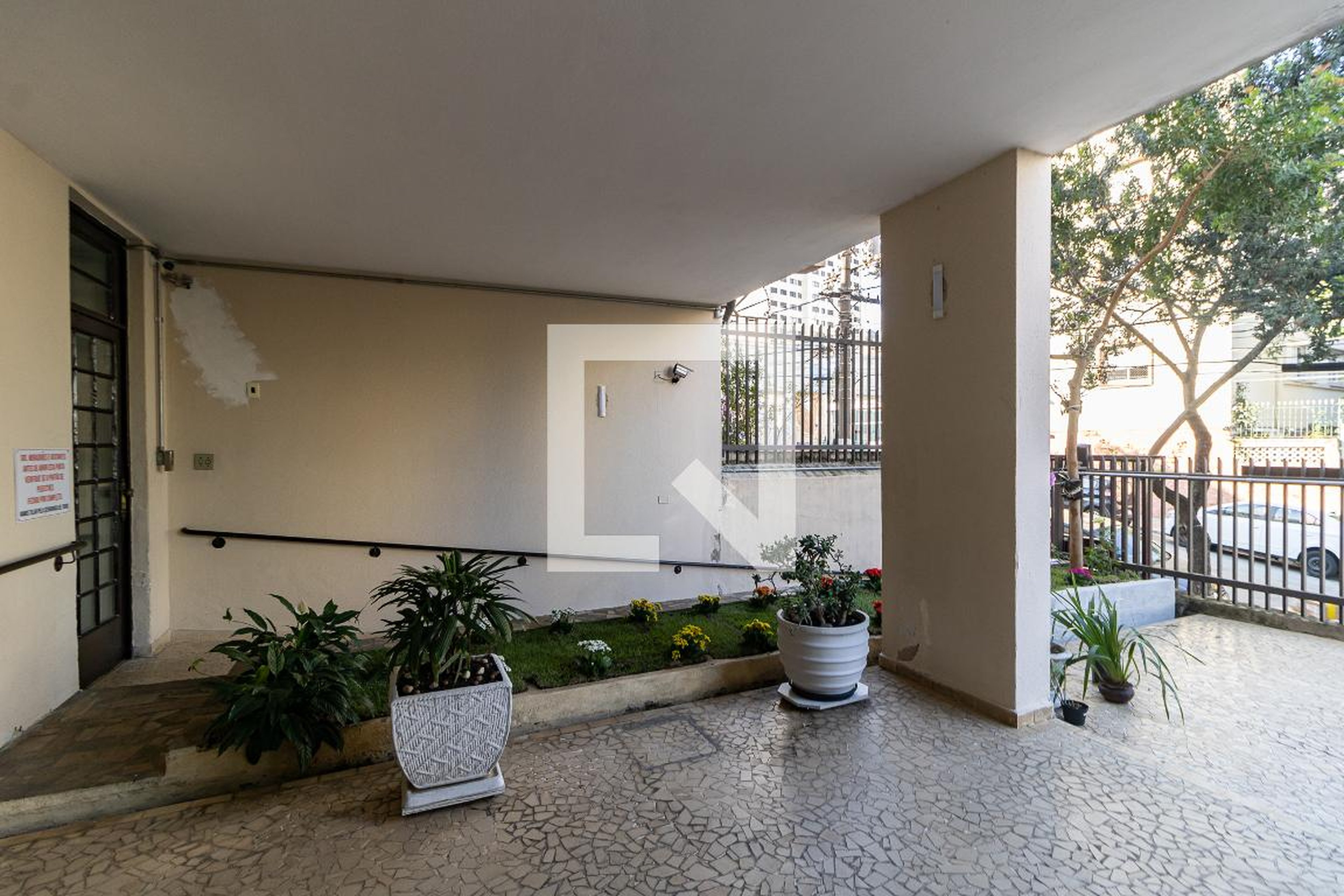 Entrada - Edifício Rio Preto