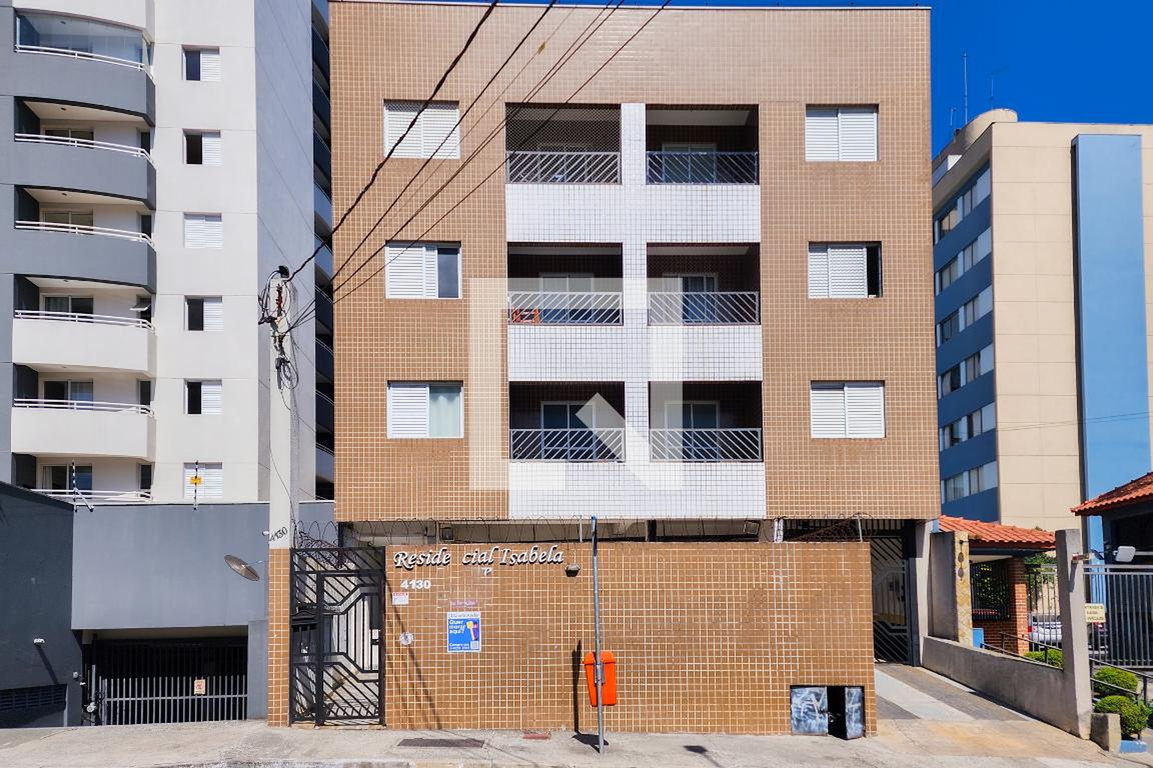 Fachada do Condomínio Residencial Isabela