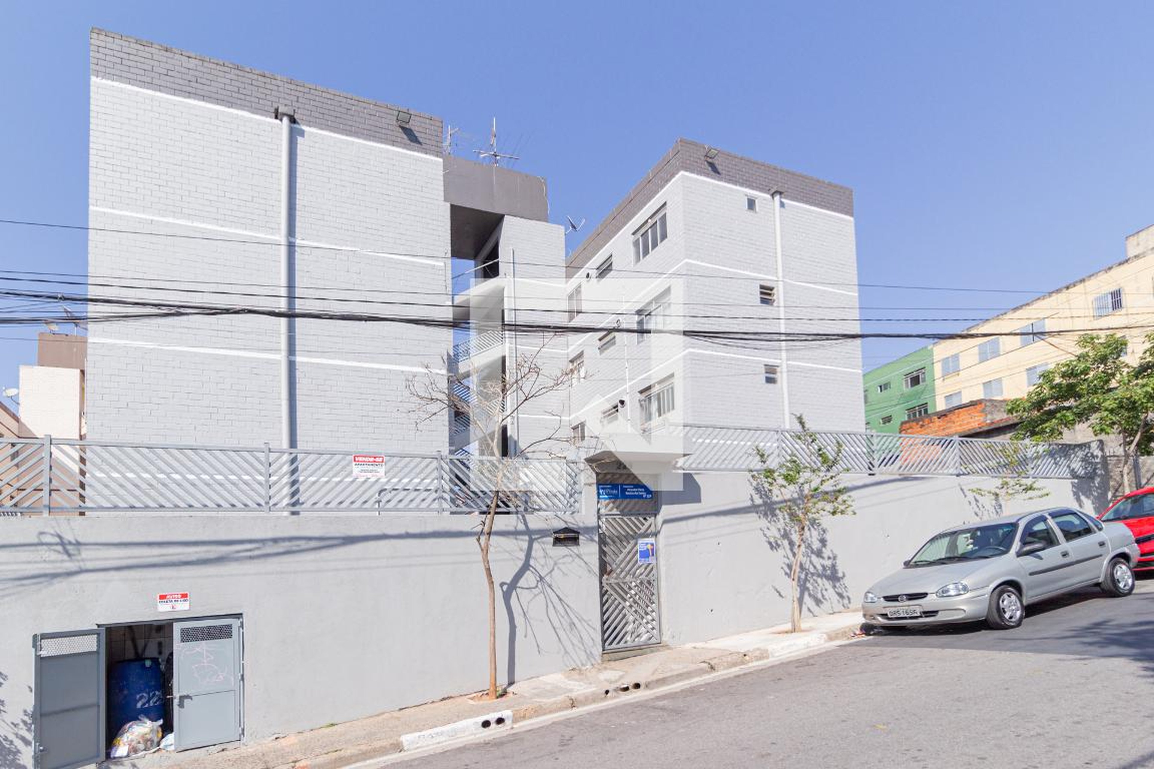 Fachada Condomínio em Rua Igarapava, 229