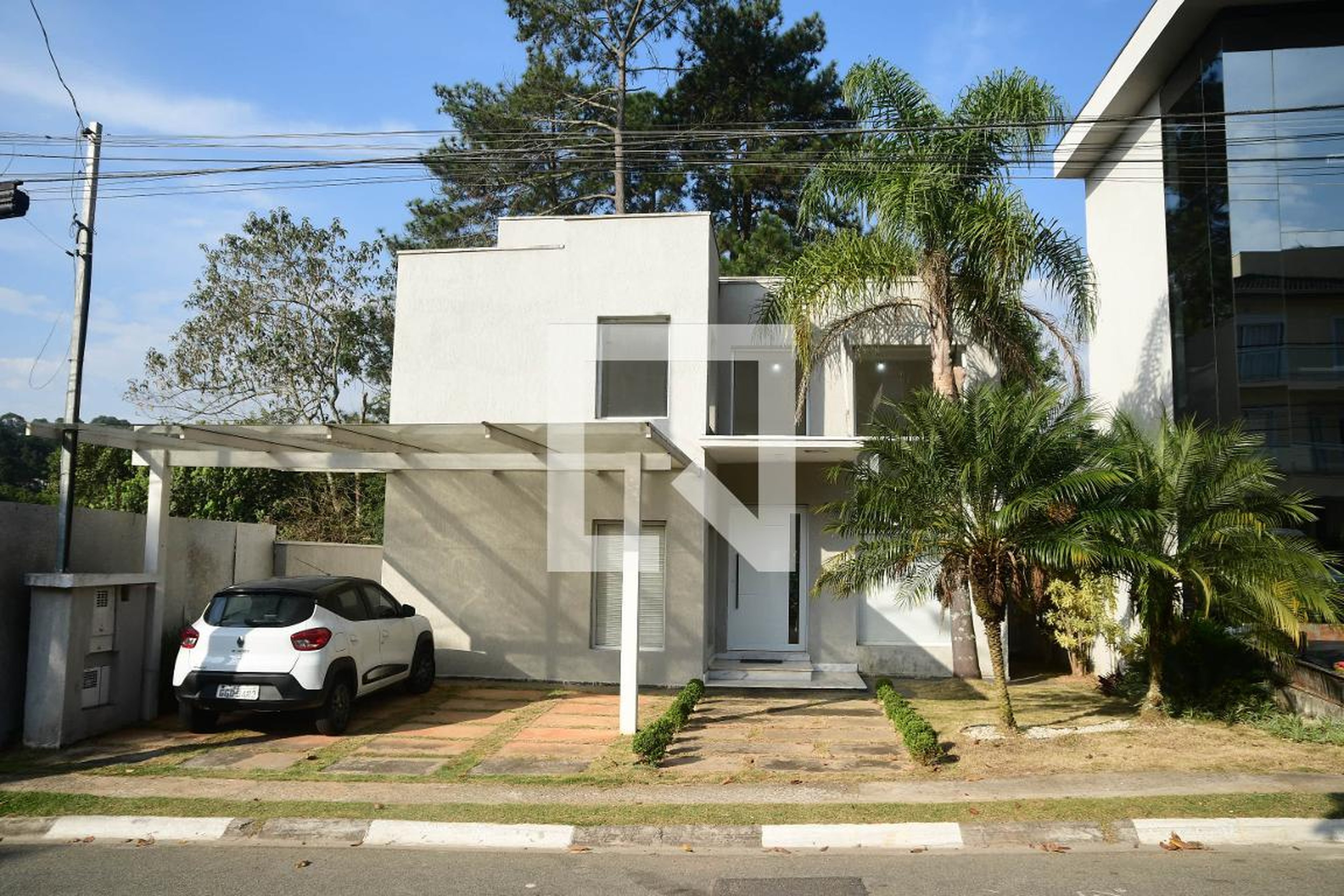 Fachada Condomínio em Alameda Barbatimão, 92