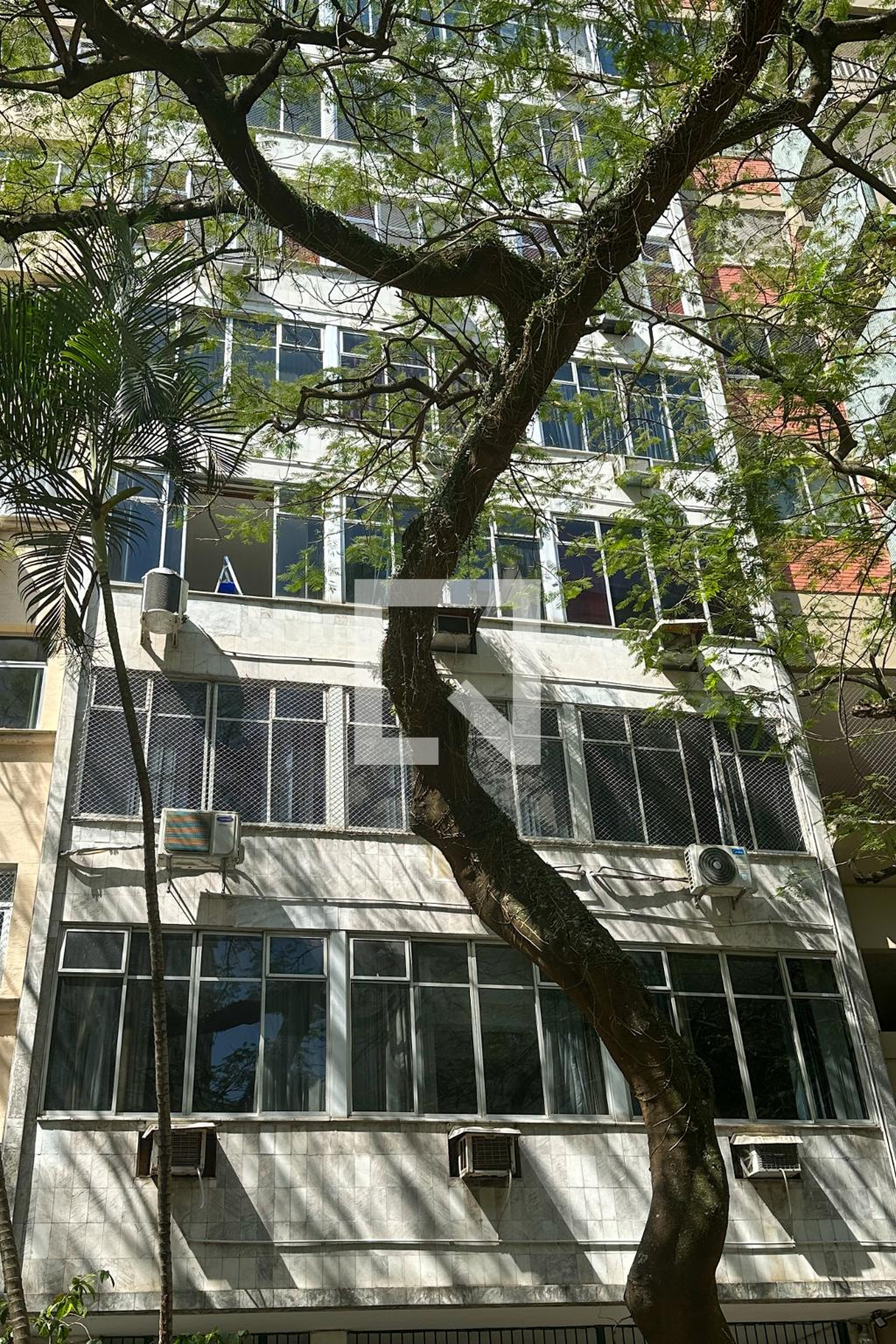 Fachada Edifício Catia