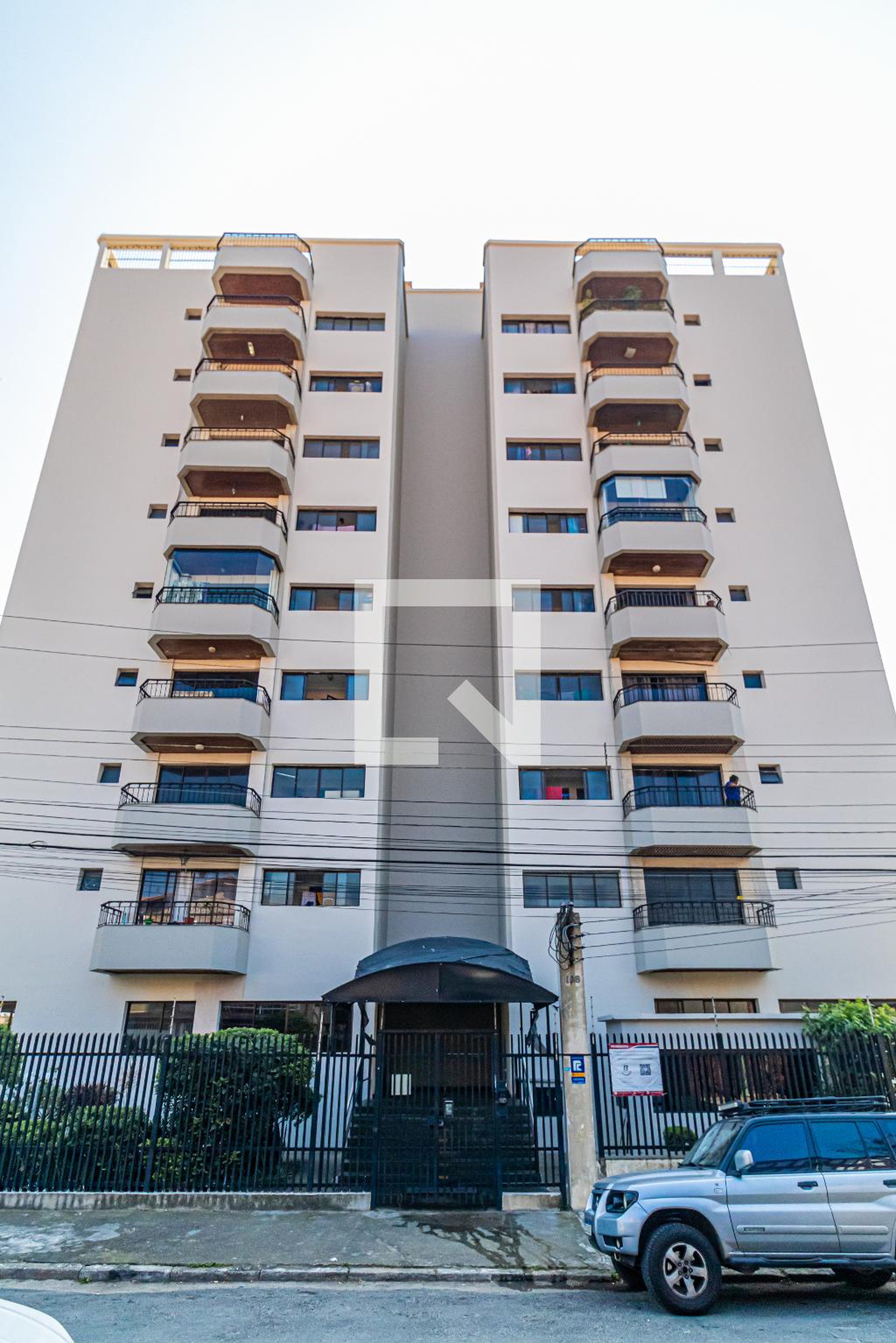 Fachada Condomínio Alpes do Ipe