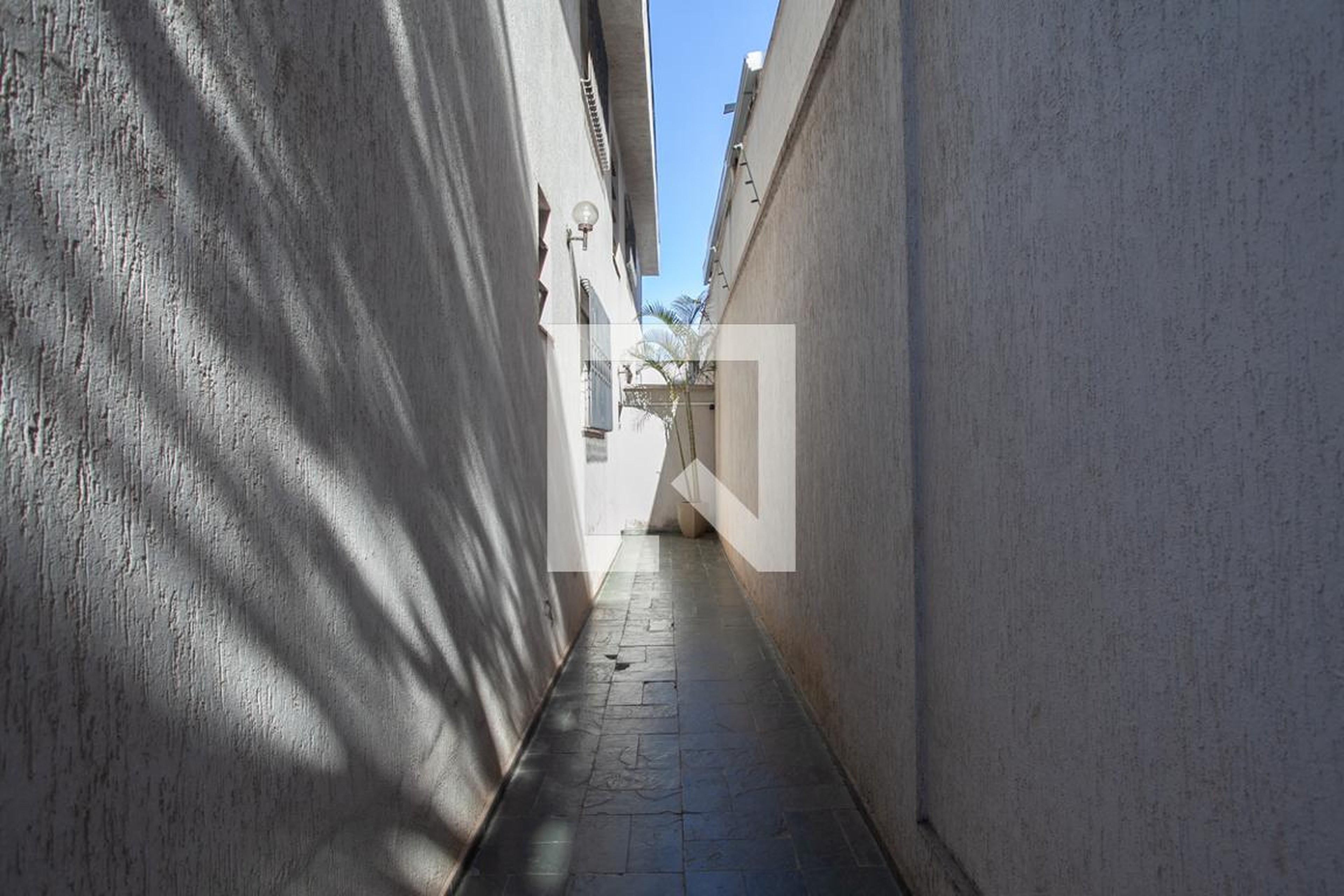 Entrada do prédio - Edifício Olavia de Oliveira Castilho