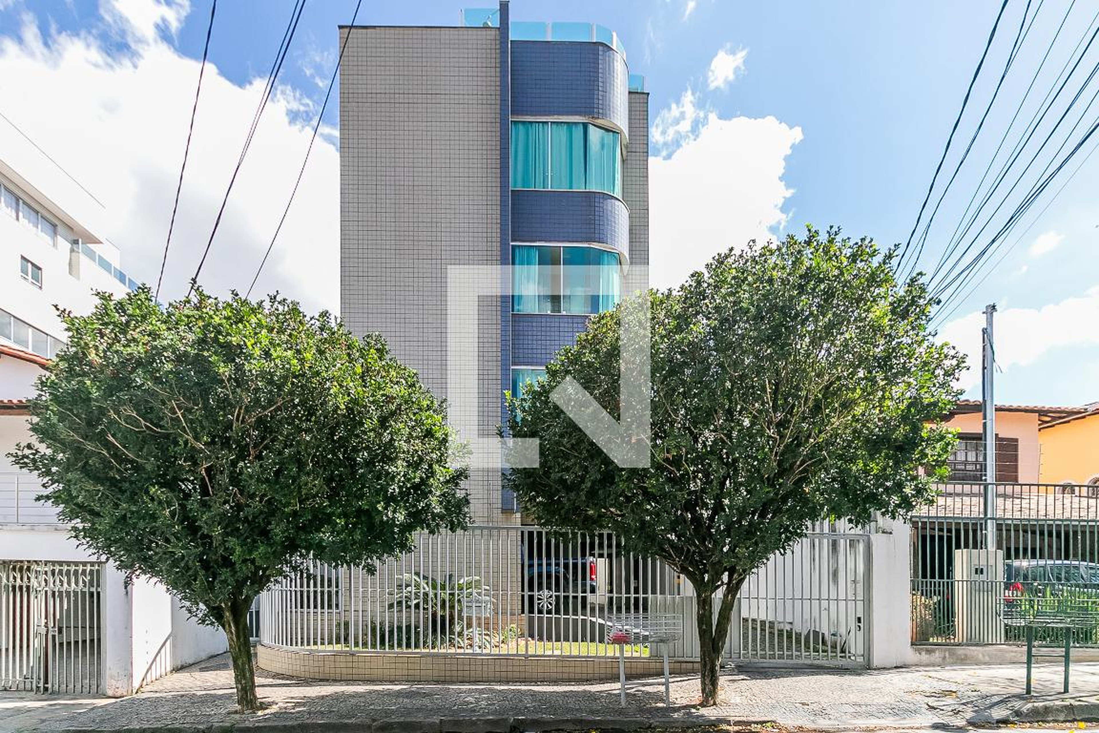 Fachada Edifício Dona Clara