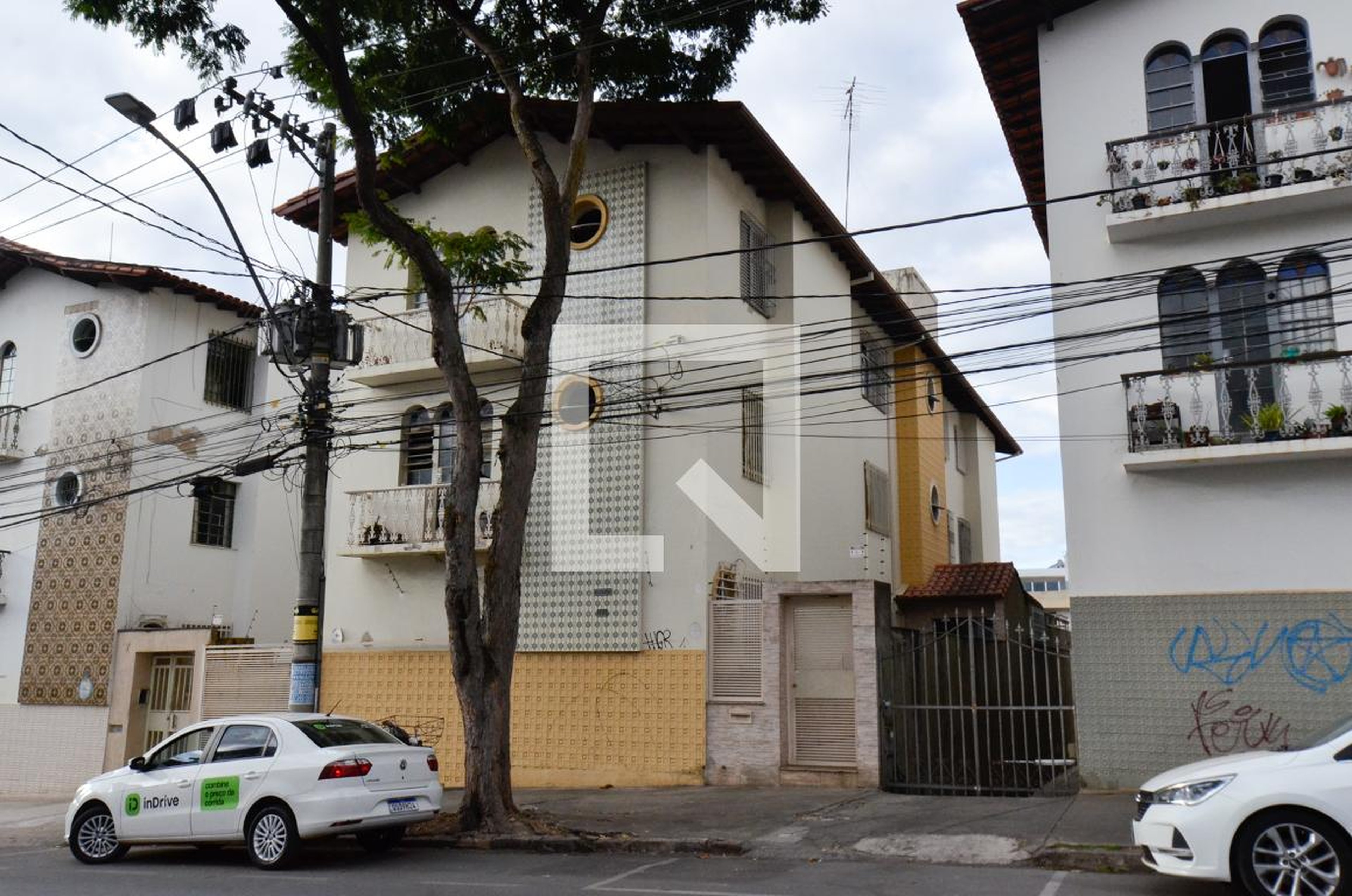 Fachada do predio Condomínio em Rua Doutor Júlio Otaviano Ferreira, 361