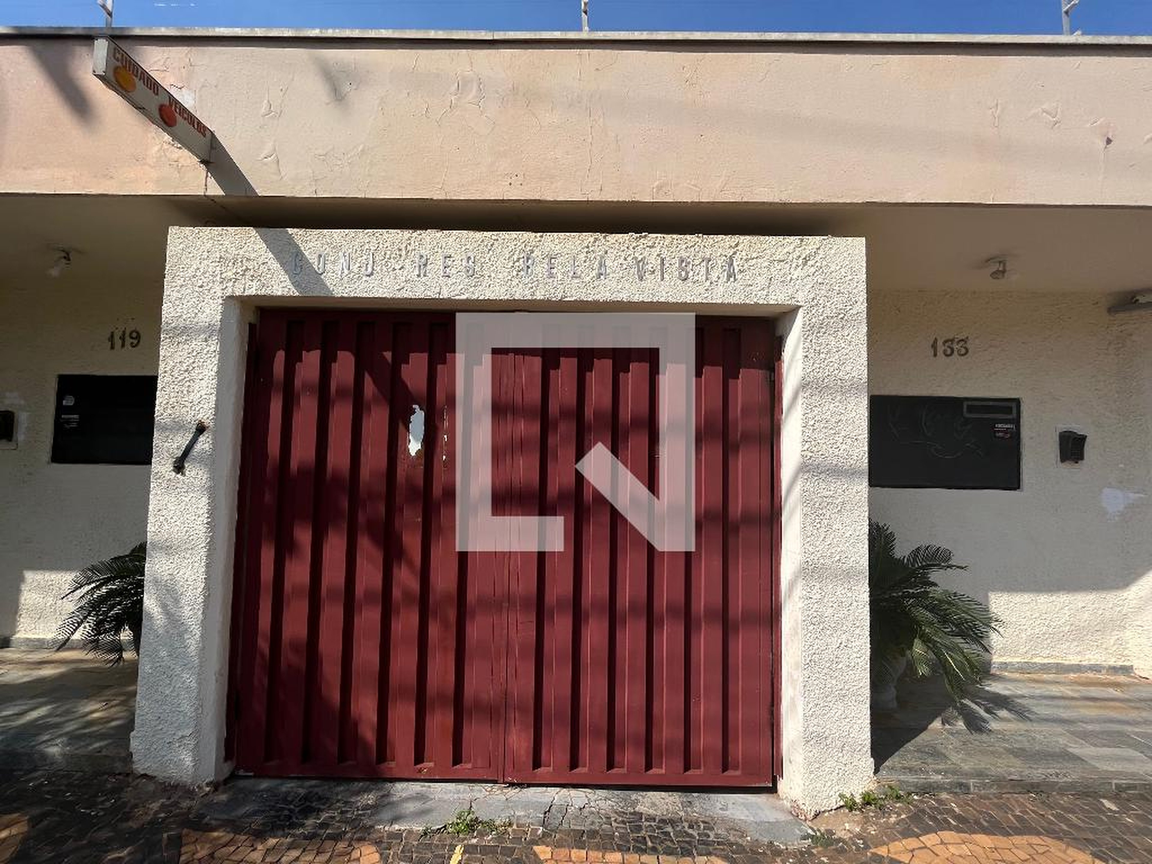 Fachada do Prédio Condomínio em Rua Doutor João Arruda, 1