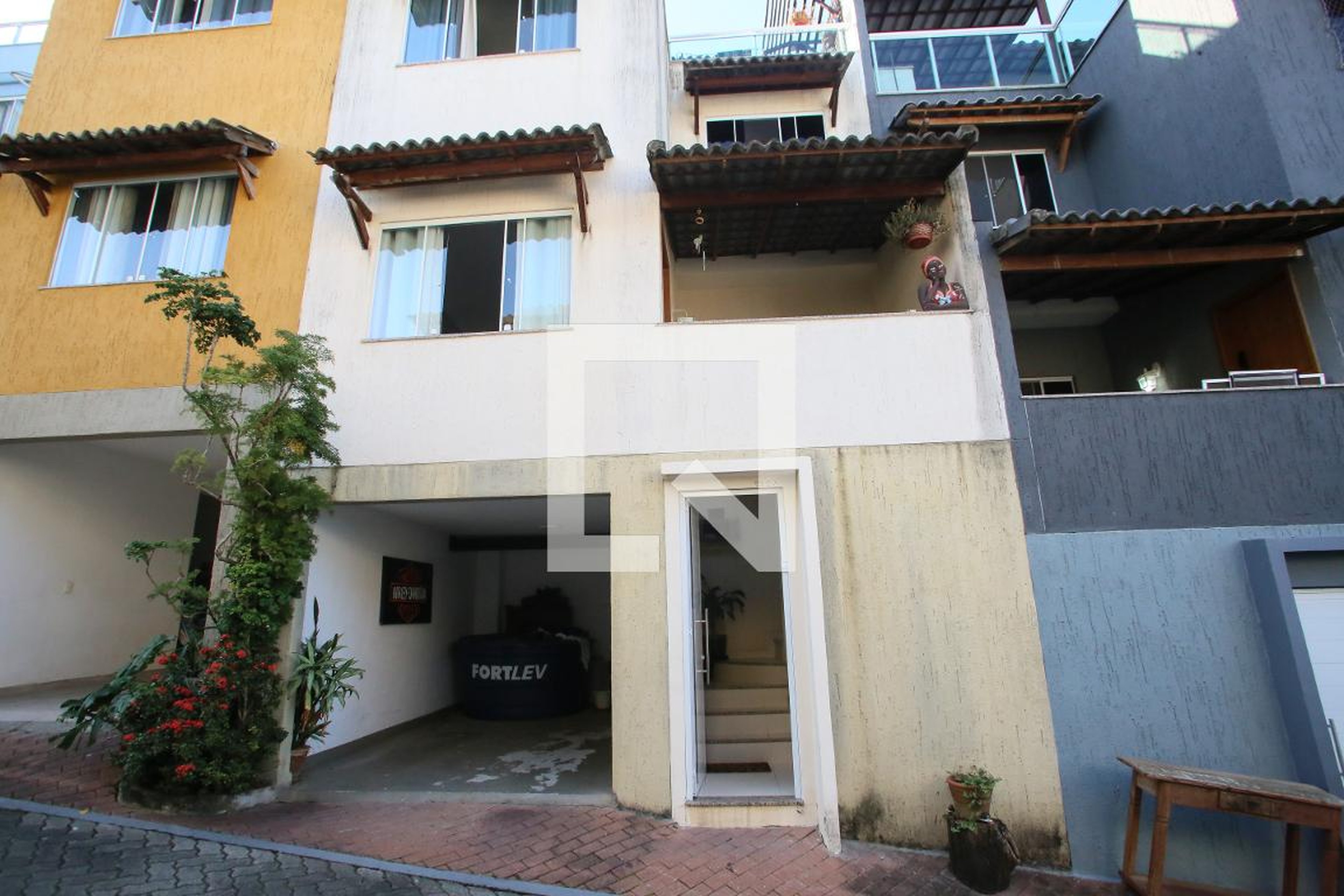 fachada Condomínio Bella Vista