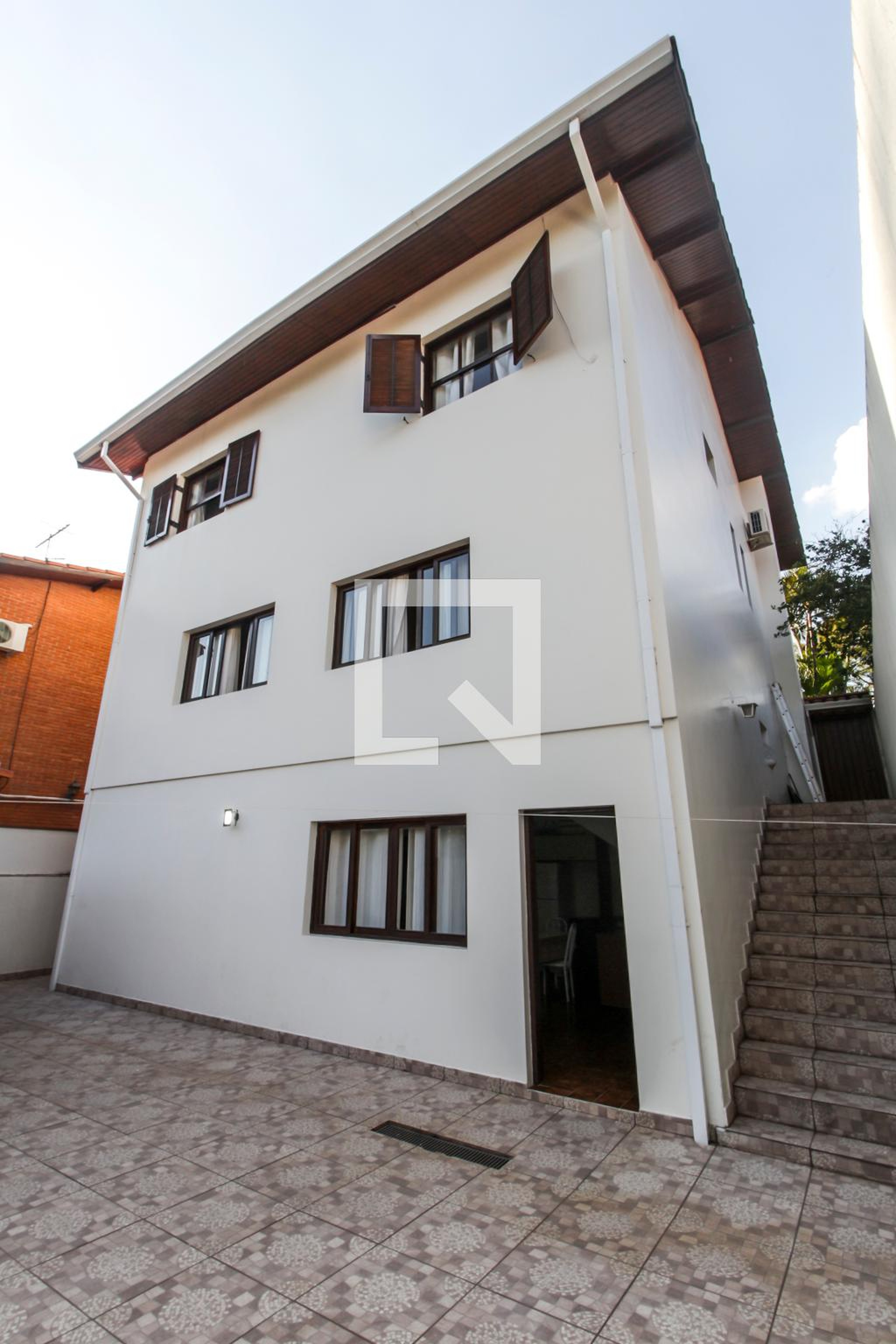 Fachada Condomínio em Alameda Valinhos, 252