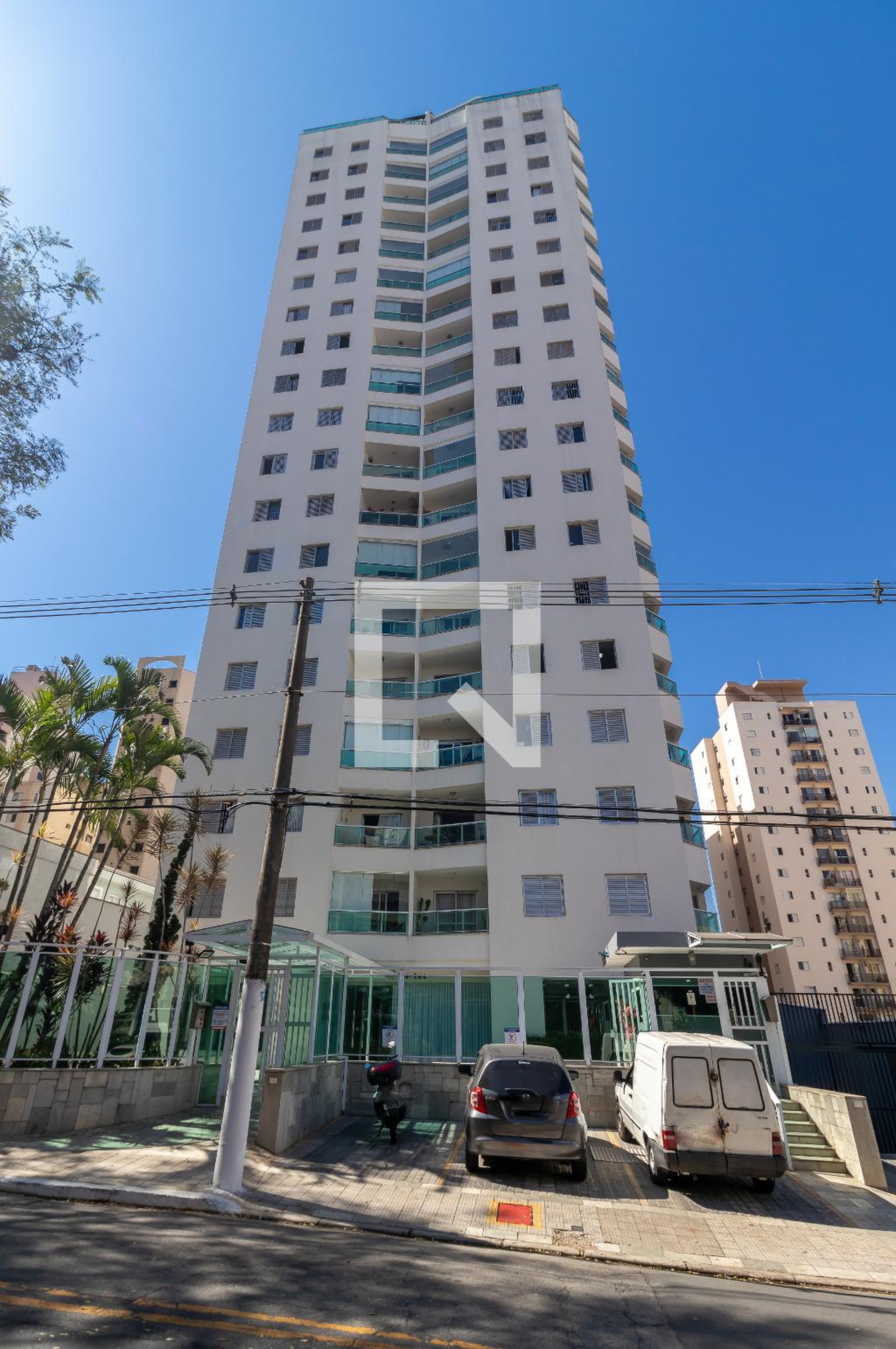 Fachada do Condomínio Condomínio Camilla