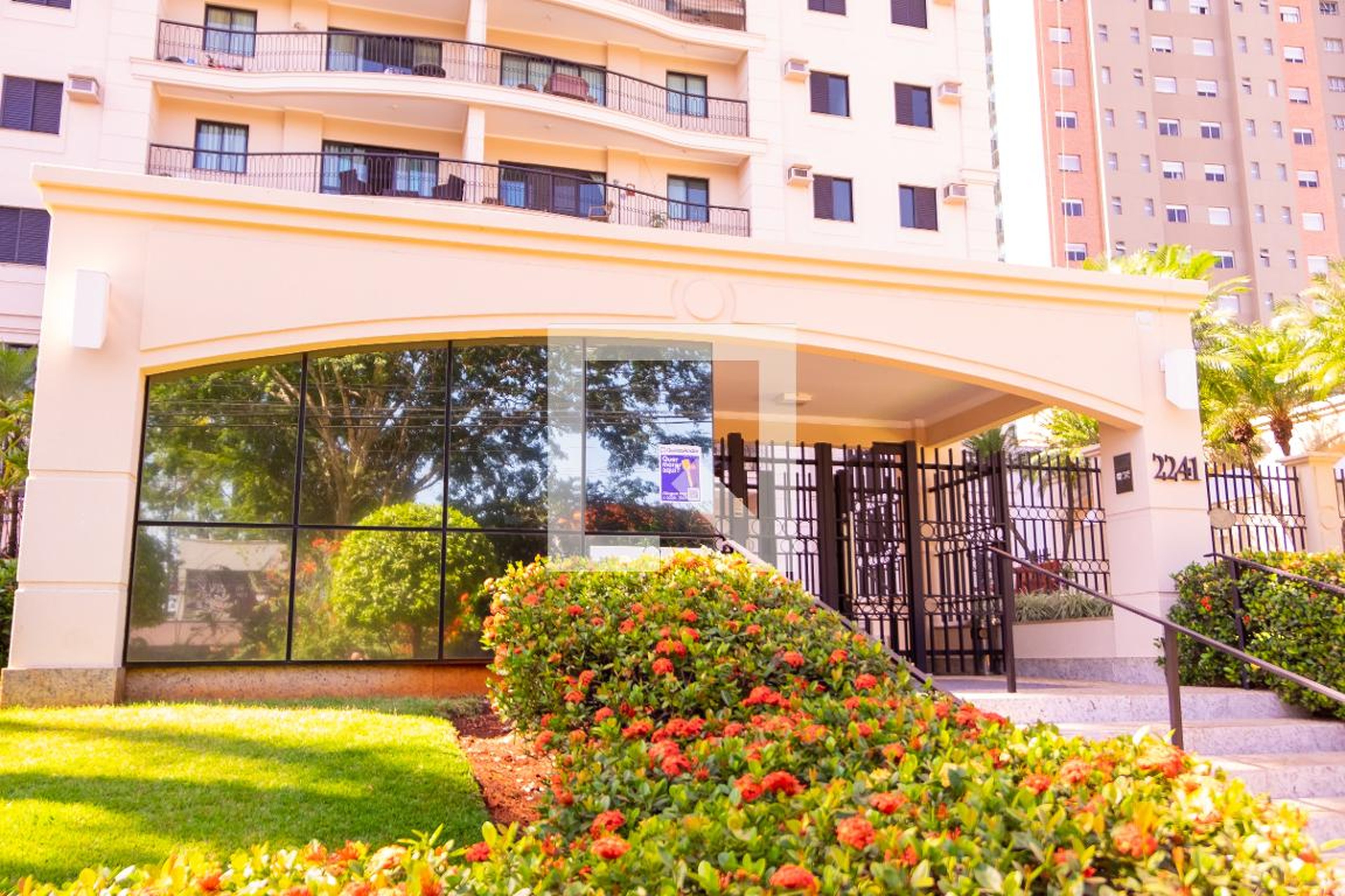 Fachada do Prédio Condomínio Jataí