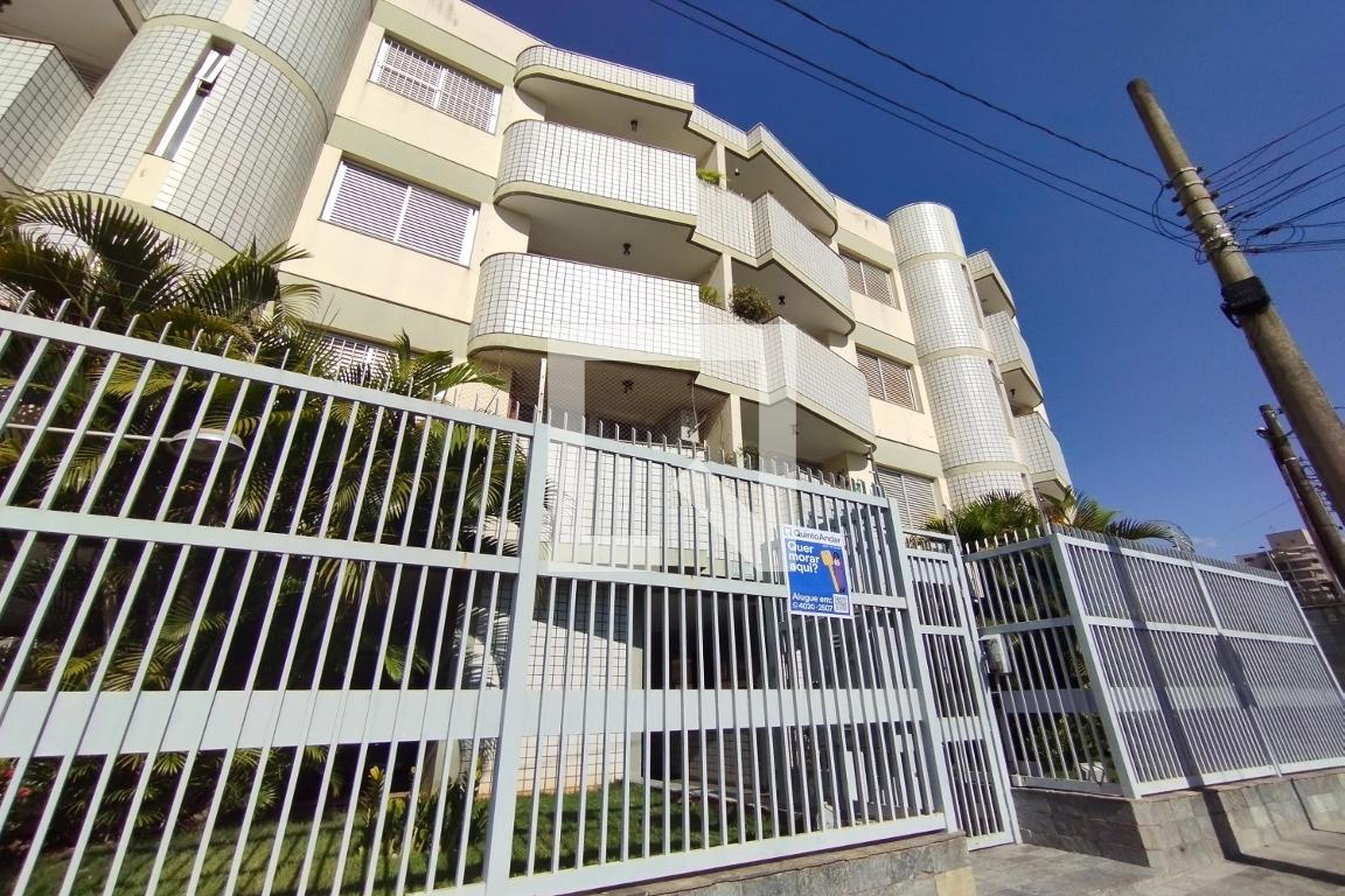 Fachada Edifício Medallion