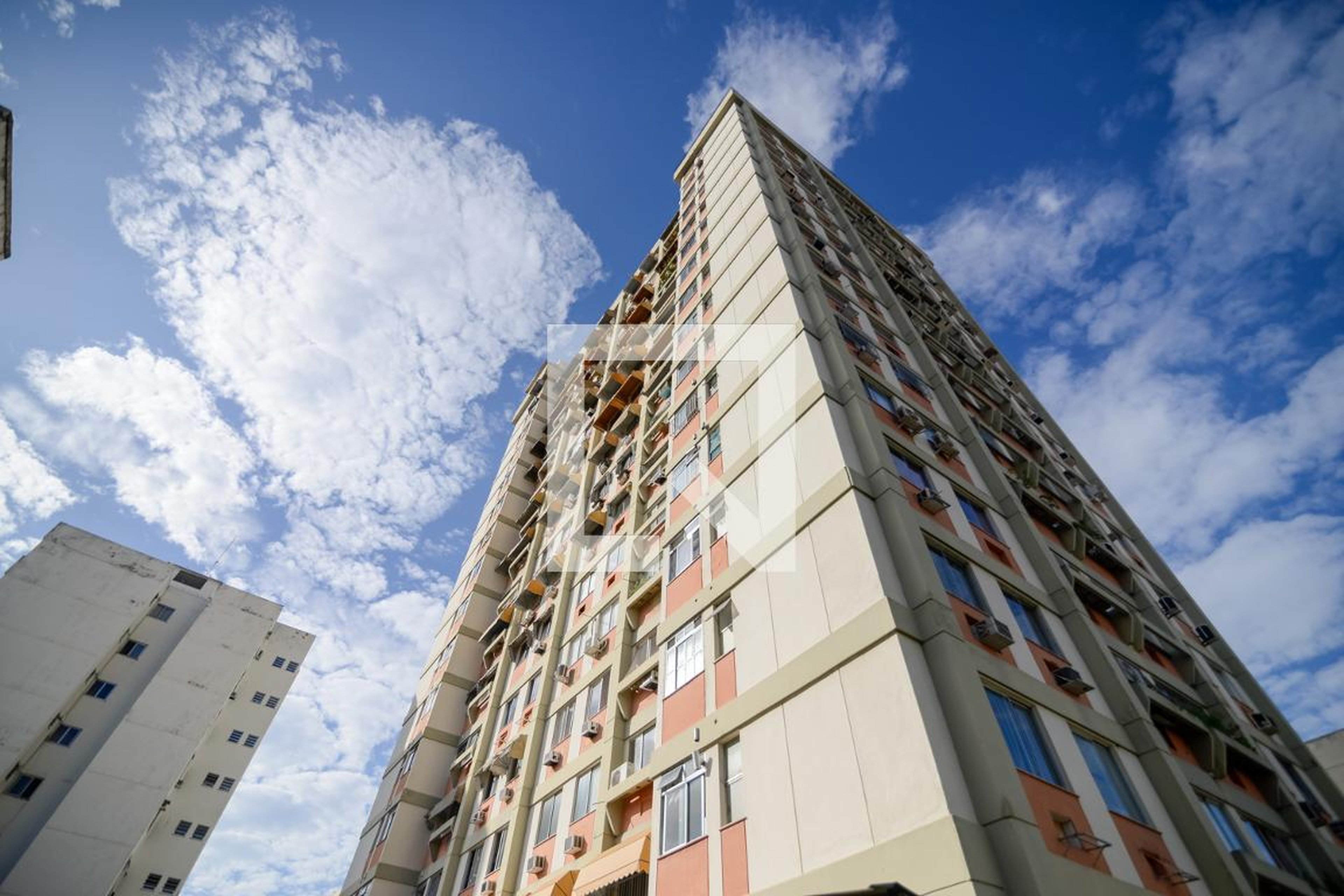 Fachada Edifício DR Democrito Linhares