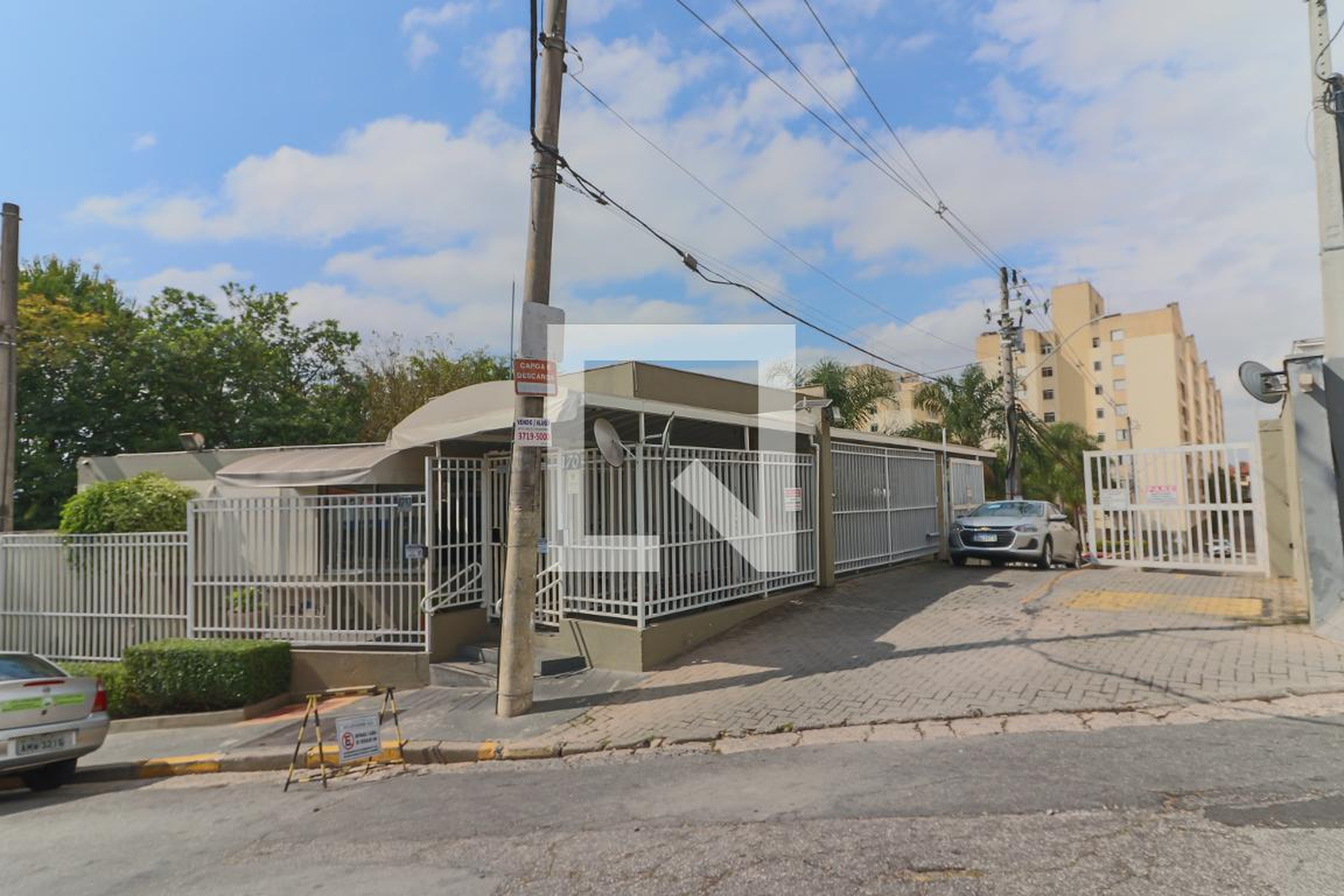 Fachada do Condomínio Condomínio Portugal