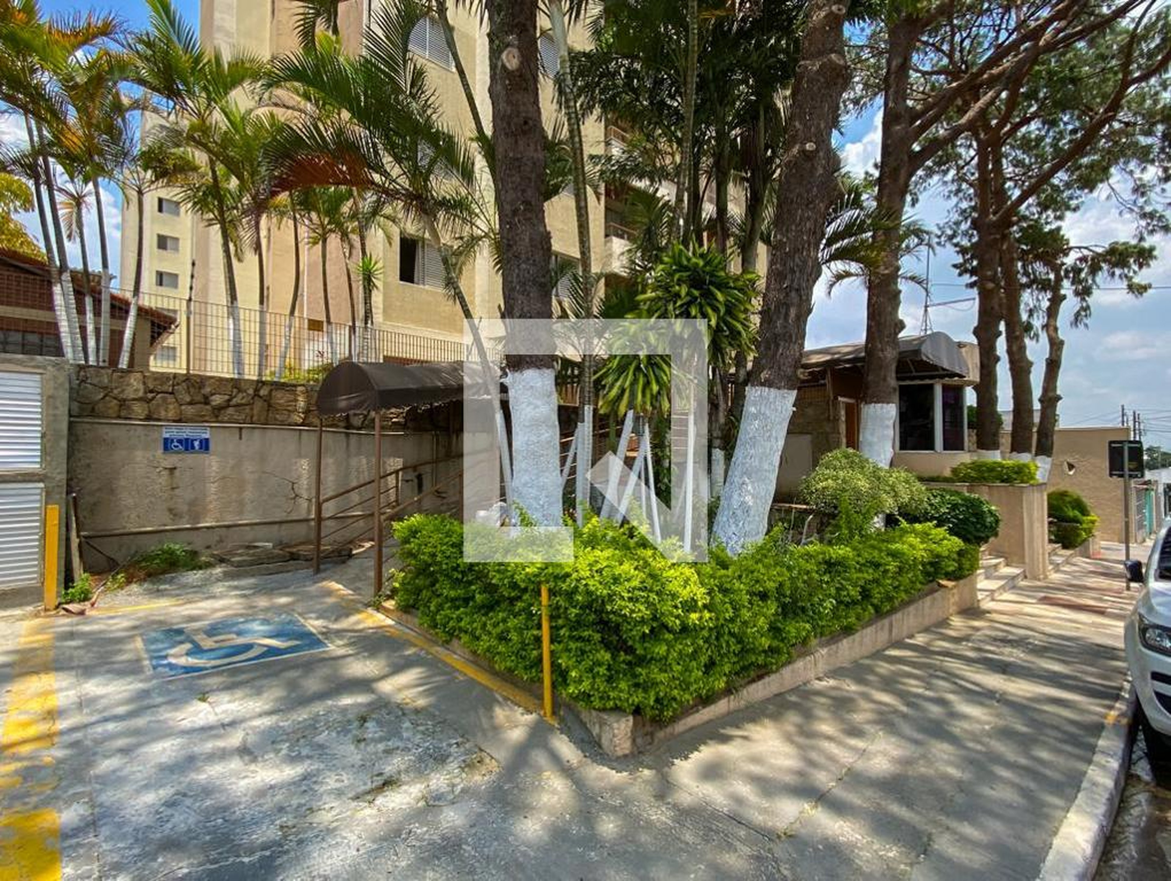 Fachada do Condomínio Residencial Villa Flora