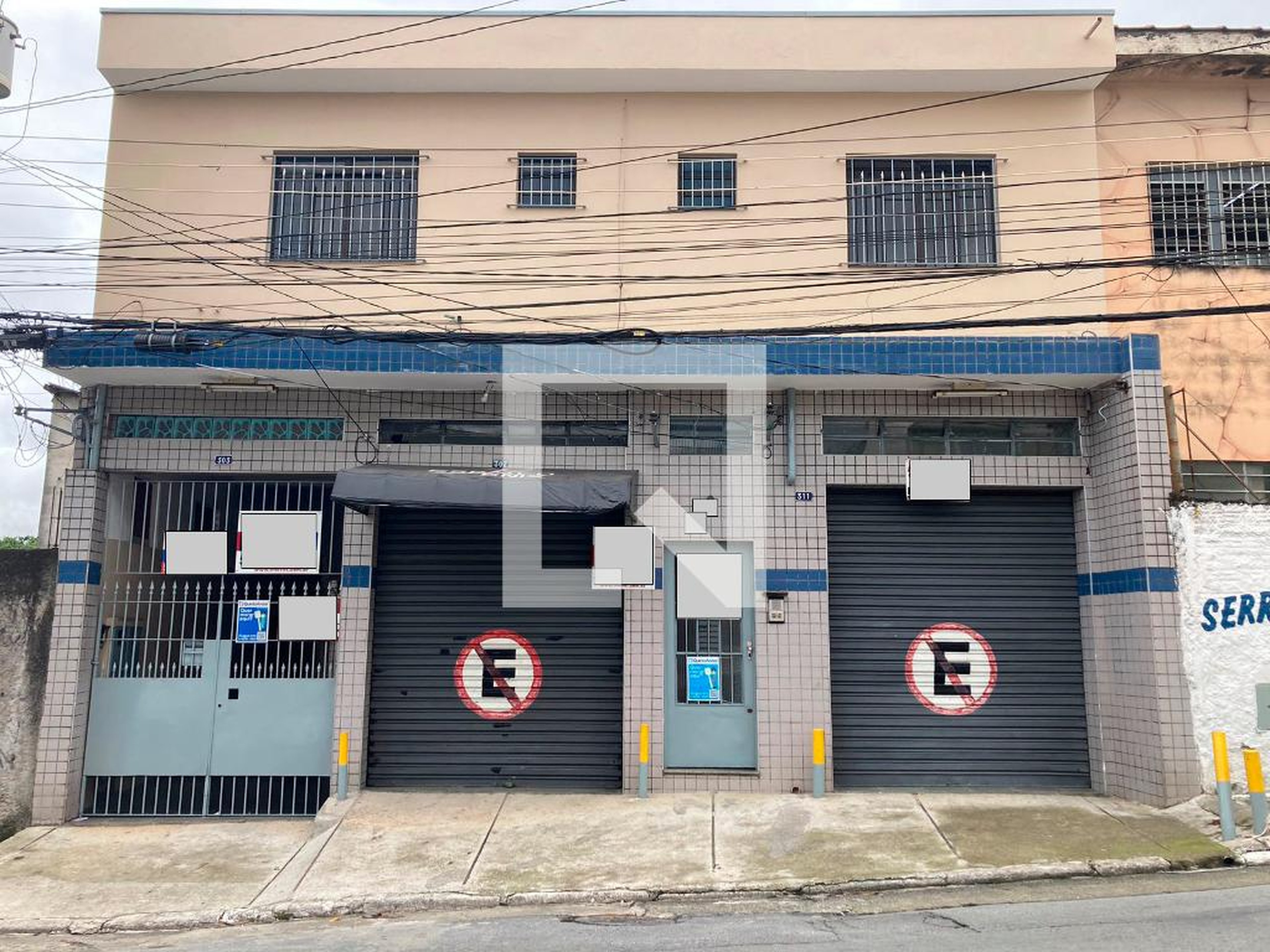 Fachada Condomínio em Rua Doutor Jacques Tupinambá, 309